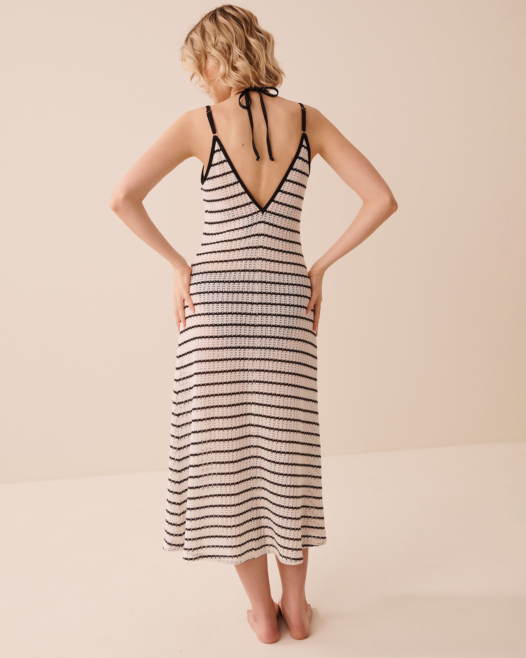 LA VIE EN ROSE AQUA Stripe Crochet Maxi Dress Black & White Stripes 80300133 - View3
