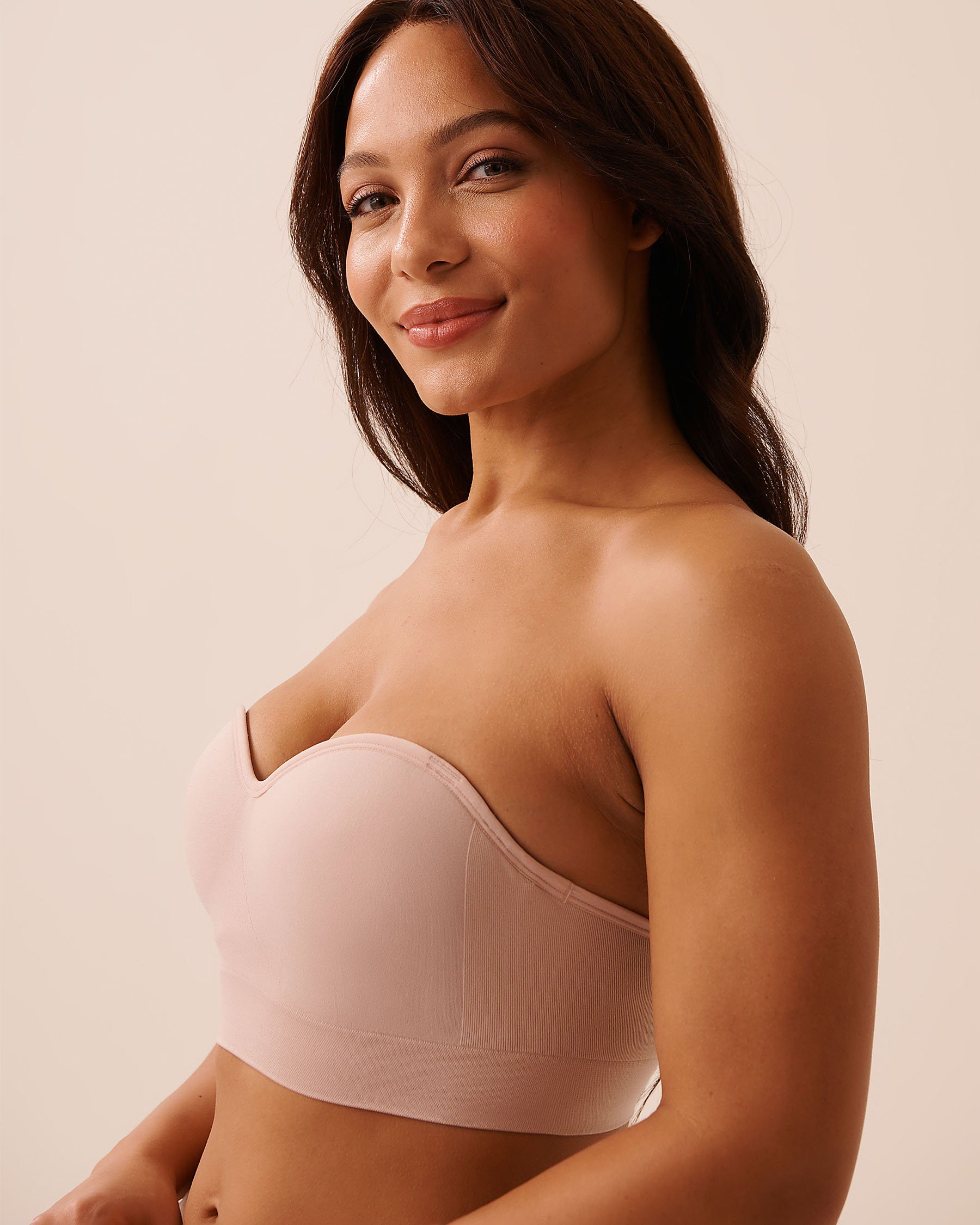 LA VIE EN ROSE Convertible Bandeau Seamless Bra Shadow Grey 10200595 - View1