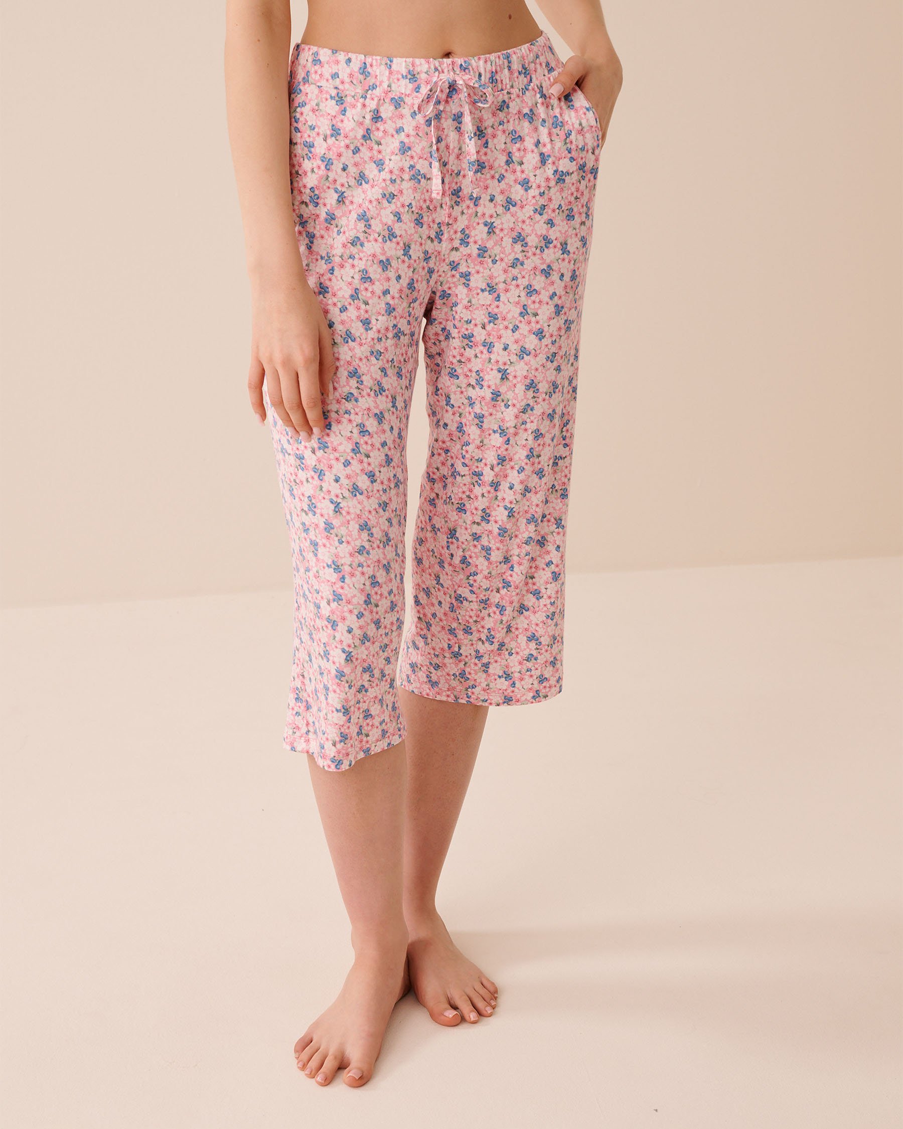 LA VIE EN ROSE Bloom & Berry Print Soft Jersey Pajama Capris Pink Flowers/Blueberries 60200183 - View1