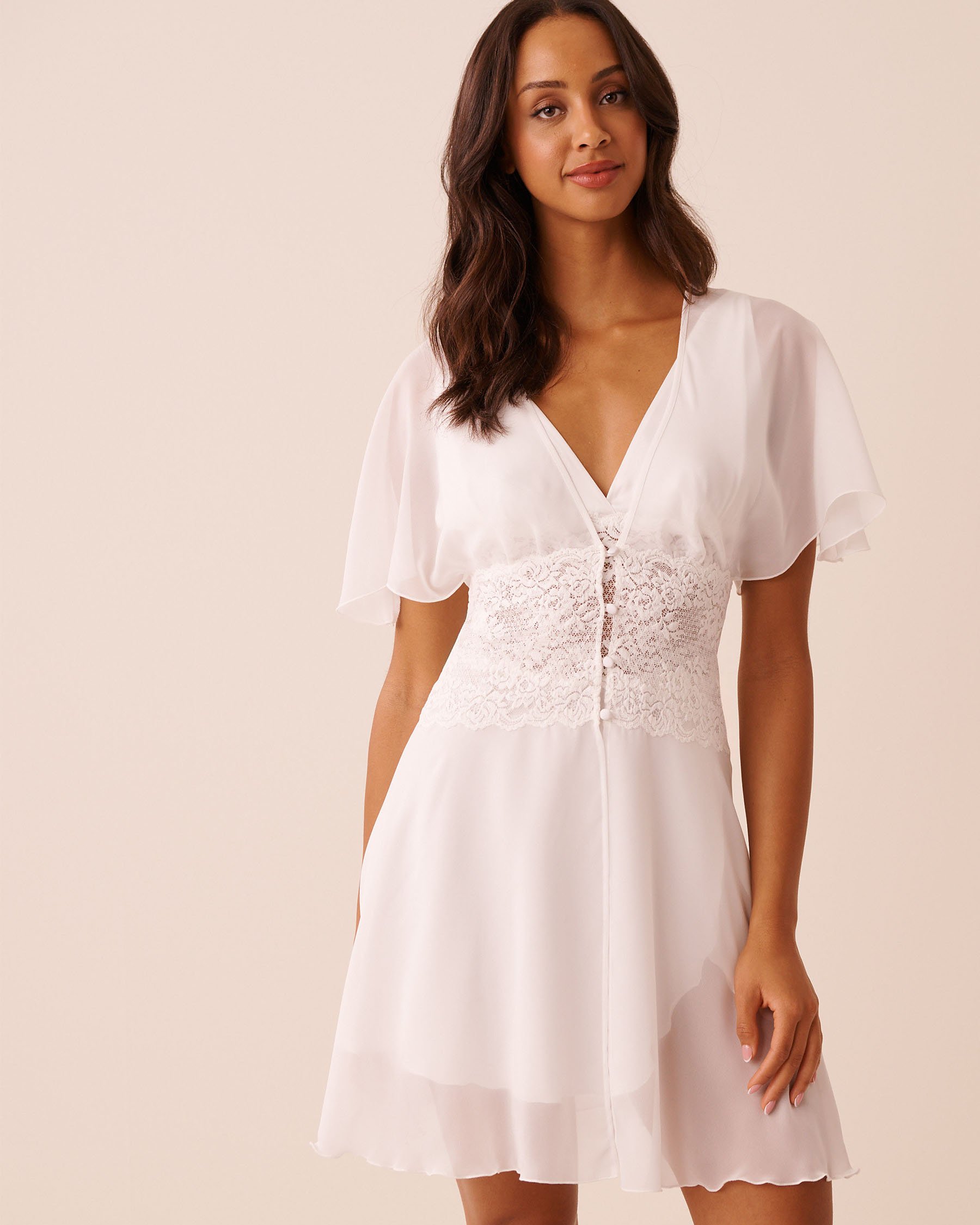 LA VIE EN ROSE Chiffon and Lace Open Front Nightie White 60500229 - View3