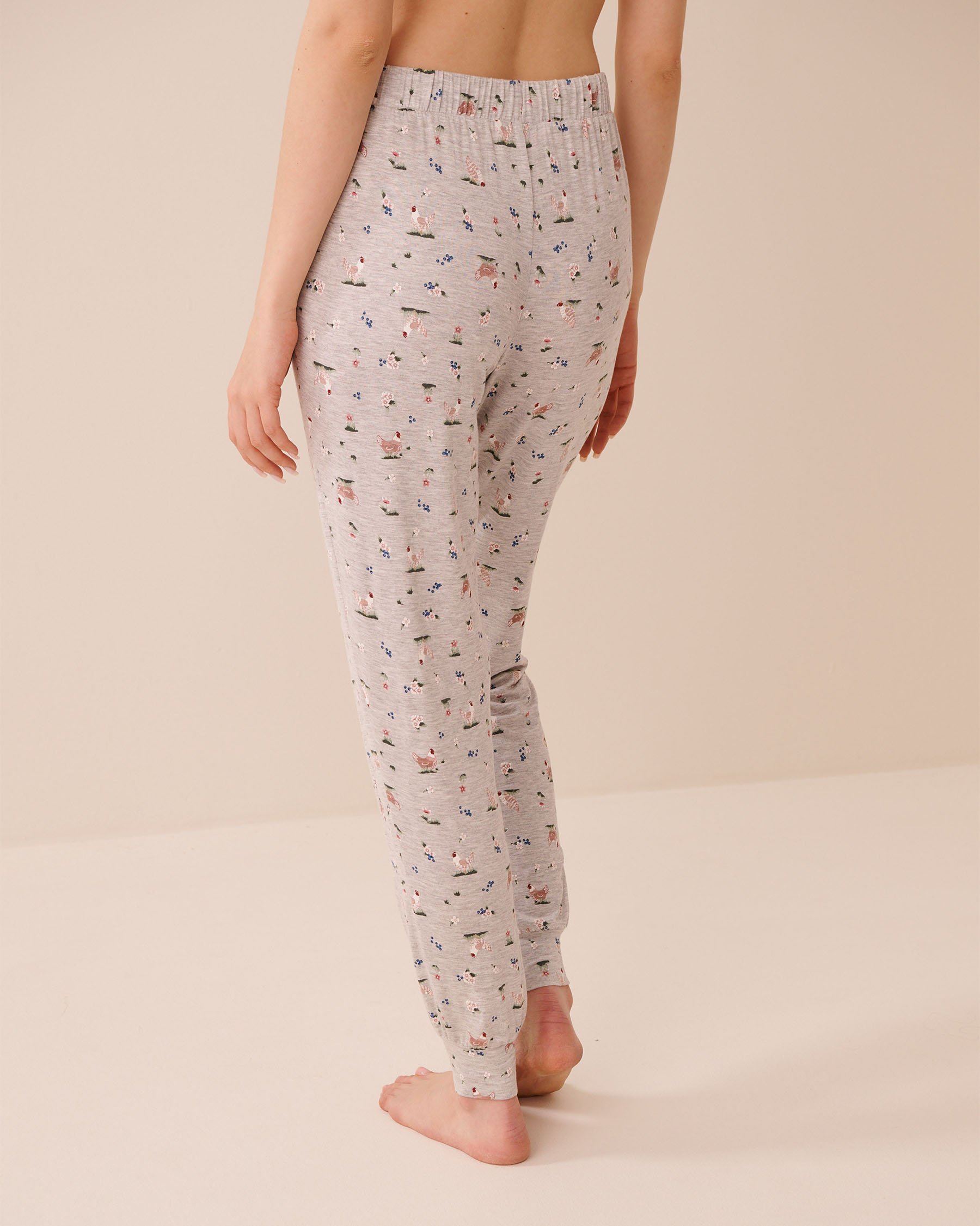 LA VIE EN ROSE Chicken Print Soft Jersey Jogger Pajama Pants Grey/Chicken 60200185 - View2