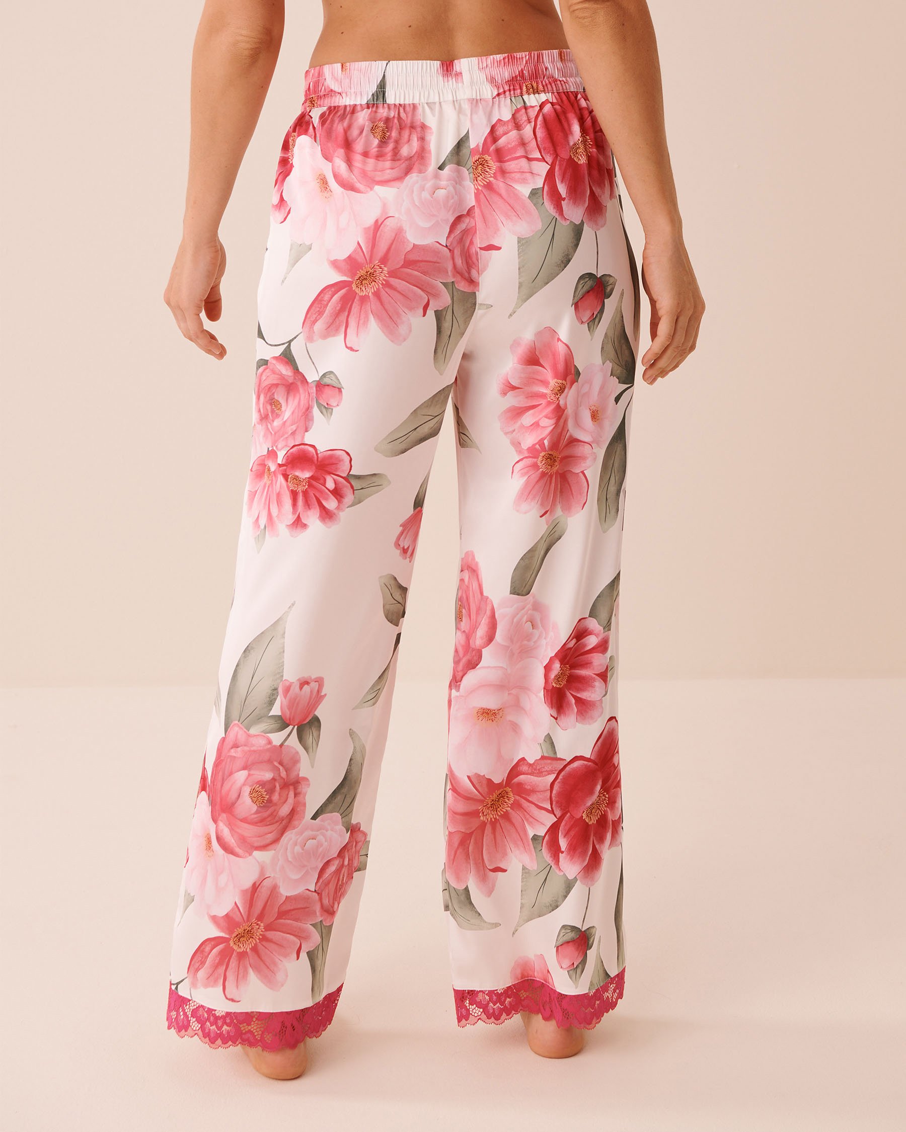 LA VIE EN ROSE Camellia Print Lace Trim Satin Pants White/Camellias 60200176 - View2