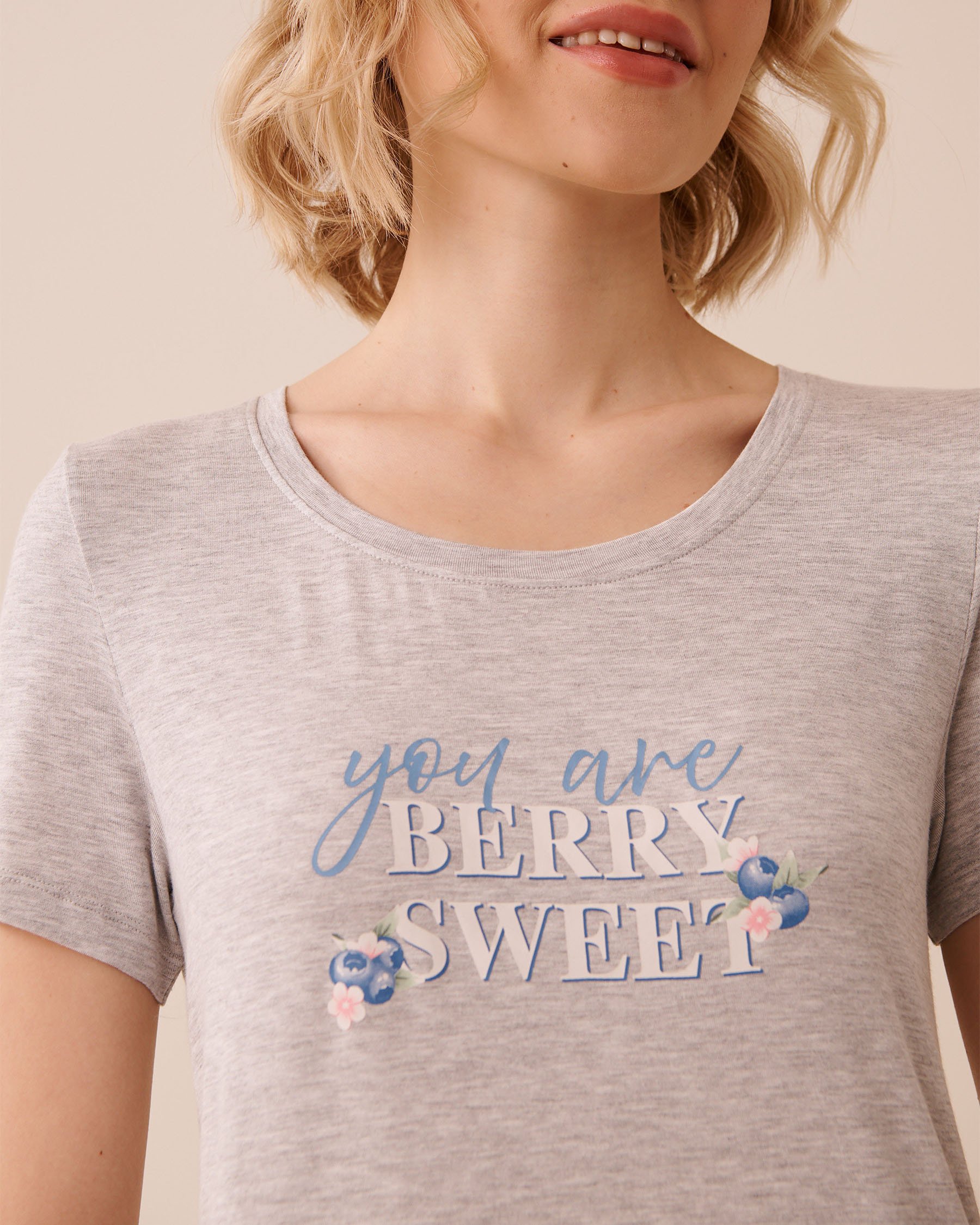 LA VIE EN ROSE Berry Print Soft Jersey Short Sleeve T-shirt Grey/Berry Sweet 60100190 - View3