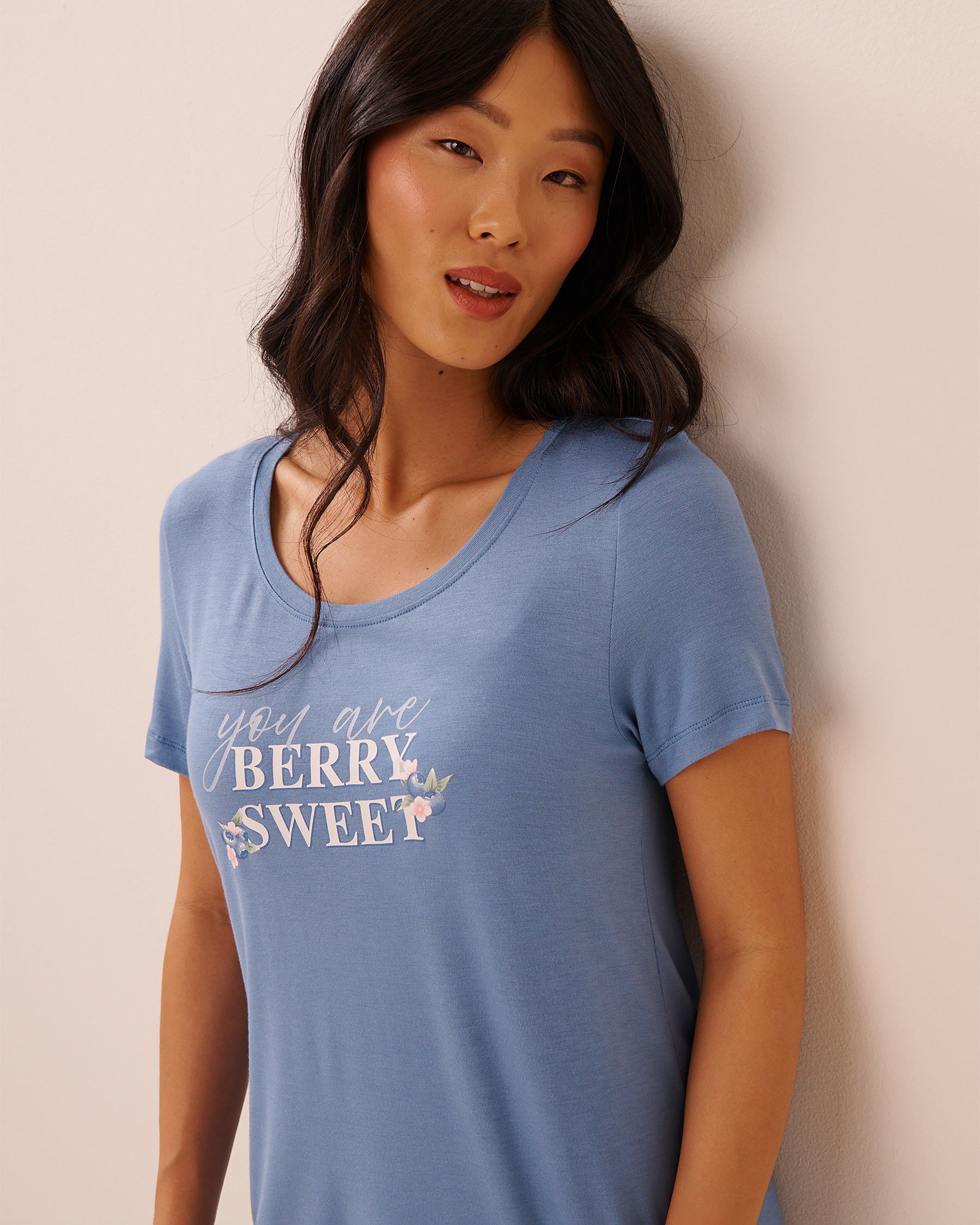 LA VIE EN ROSE Berry Print Soft Jersey Short Sleeve T-shirt Blue/Berry Sweet 60100190 - View5
