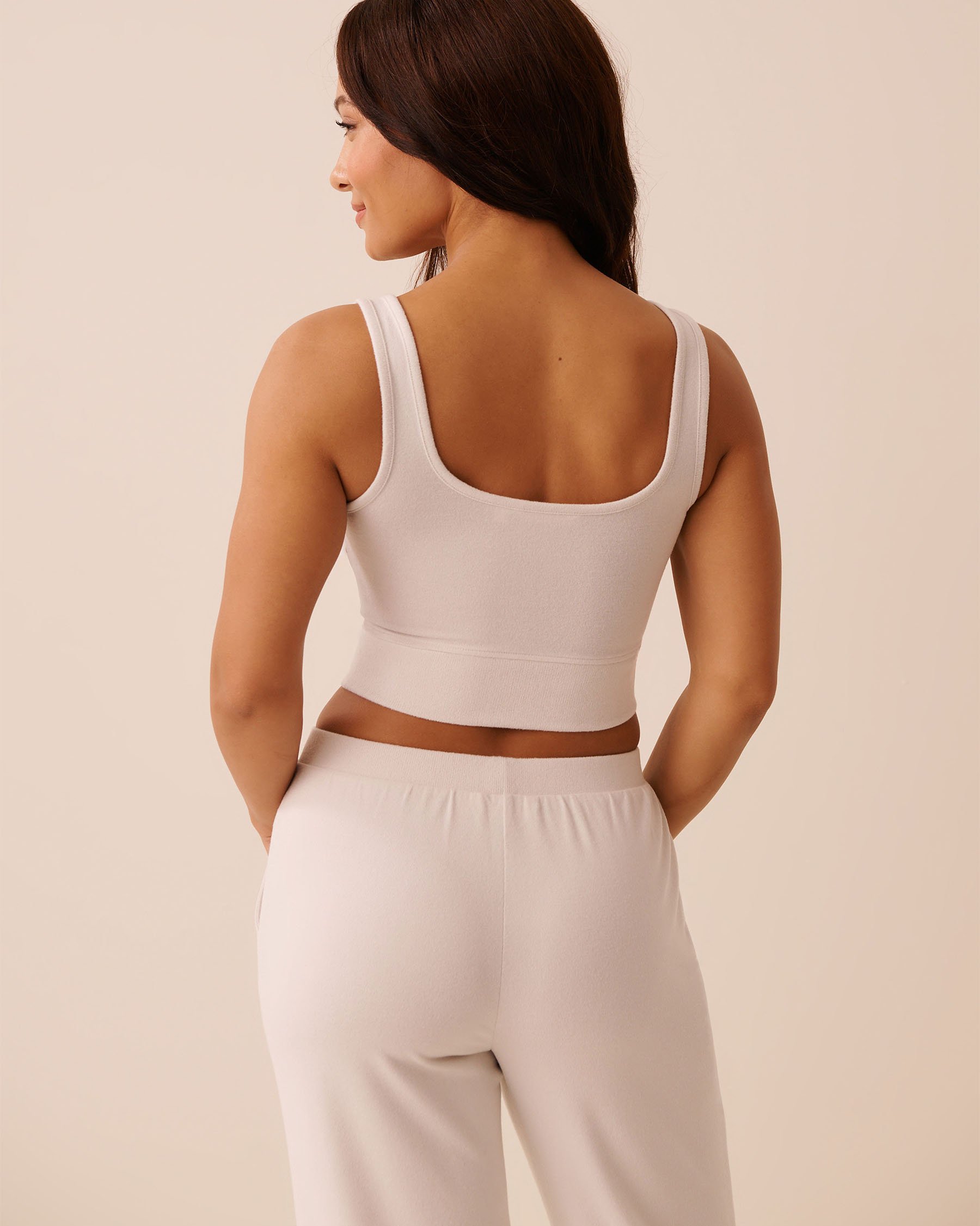 LA VIE EN ROSE Soft Knit Crop Cami Light Beige 50100125 - View2