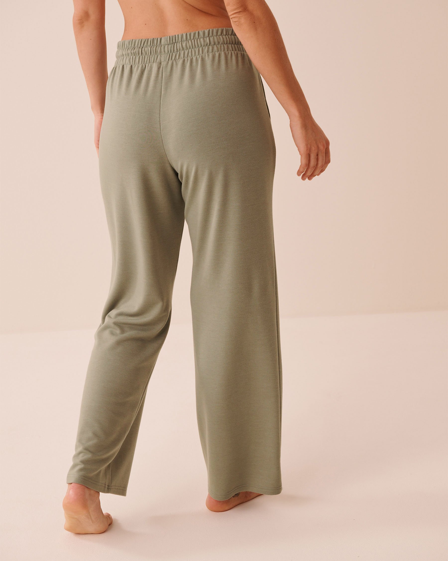 LA VIE EN ROSE French Terry Pants Sage Green 50200114 - View2