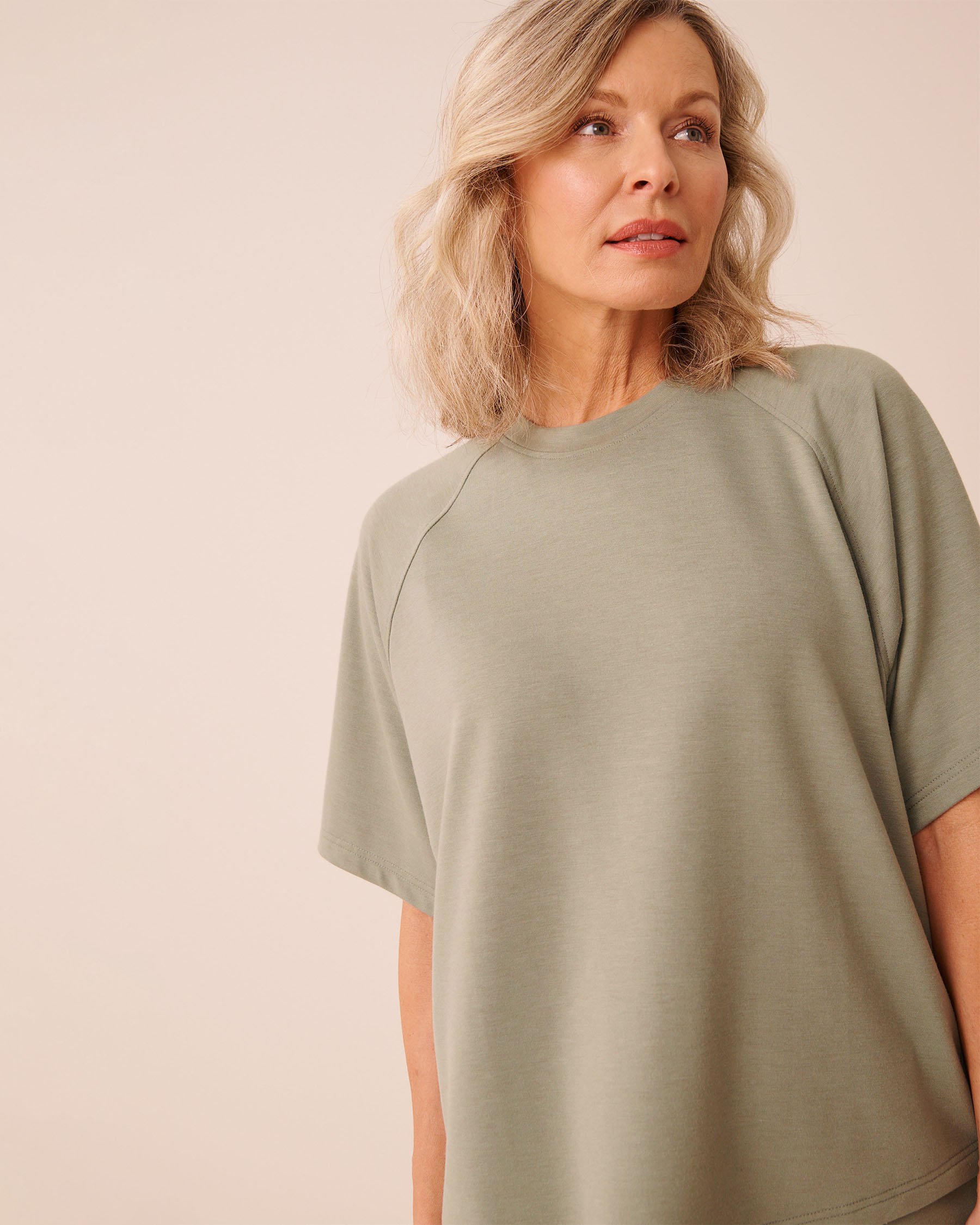 LA VIE EN ROSE French Terry Short Sleeve T-shirt Sage Green 50100127 - View4