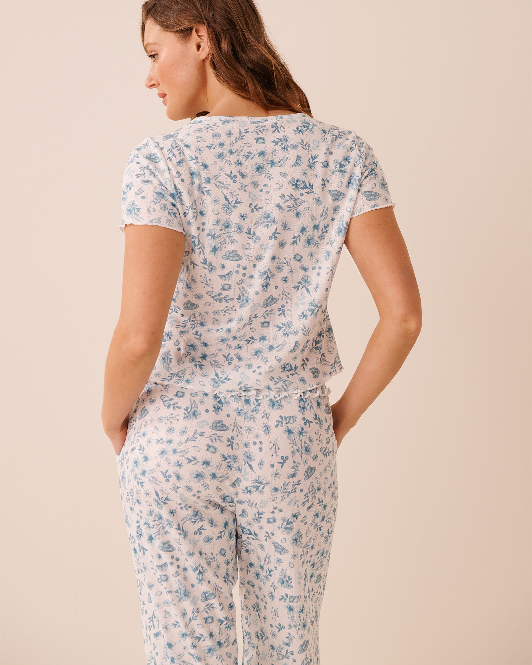 LA VIE EN ROSE Floral Print Ruffle Hem Pointelle Short Sleeve T-shirt Blue Flowers 40100856 - View2