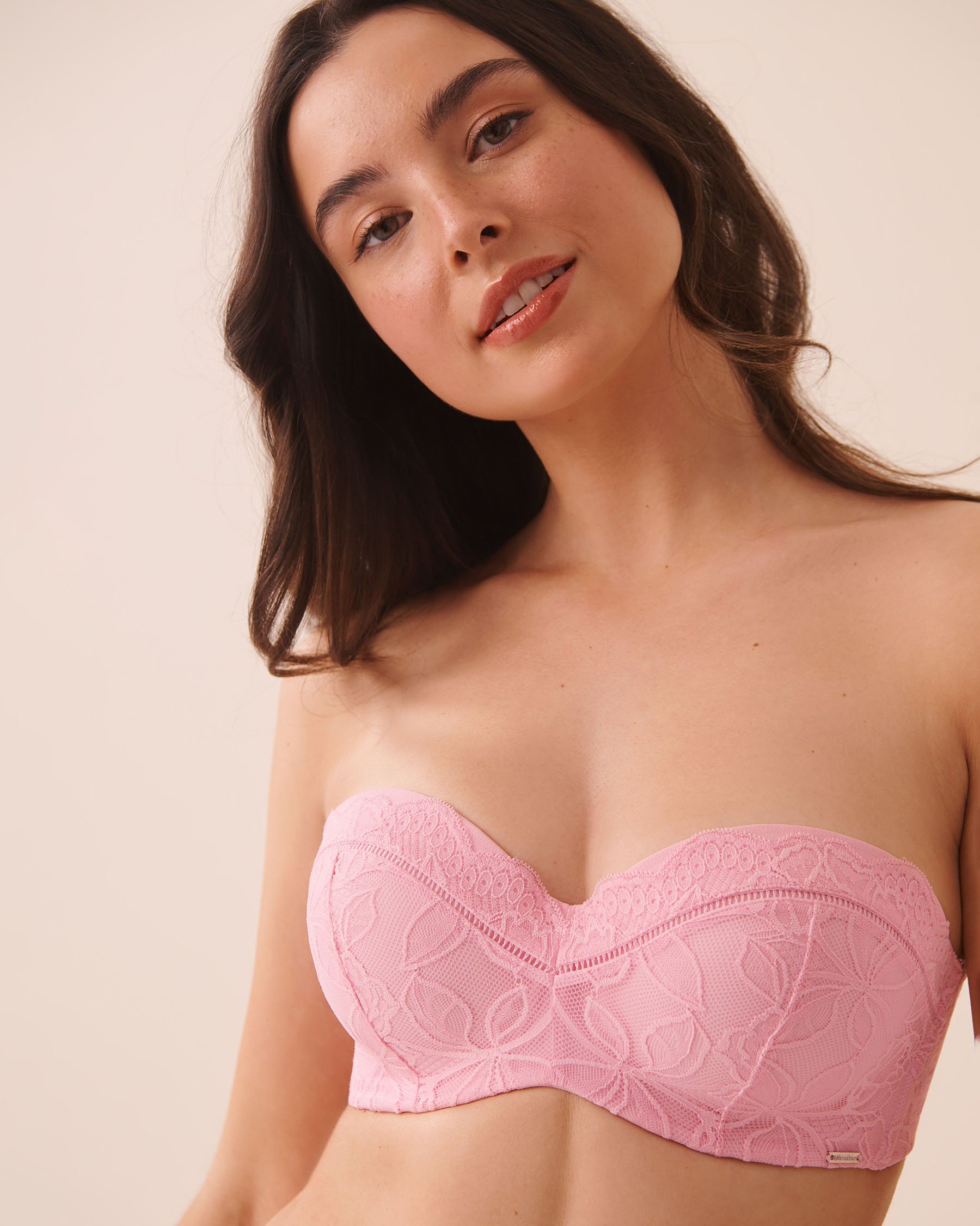 LA VIE EN ROSE Lightly Lined Memory Foam Convertible Strapless Bra Petal Pink 10200609 - View1