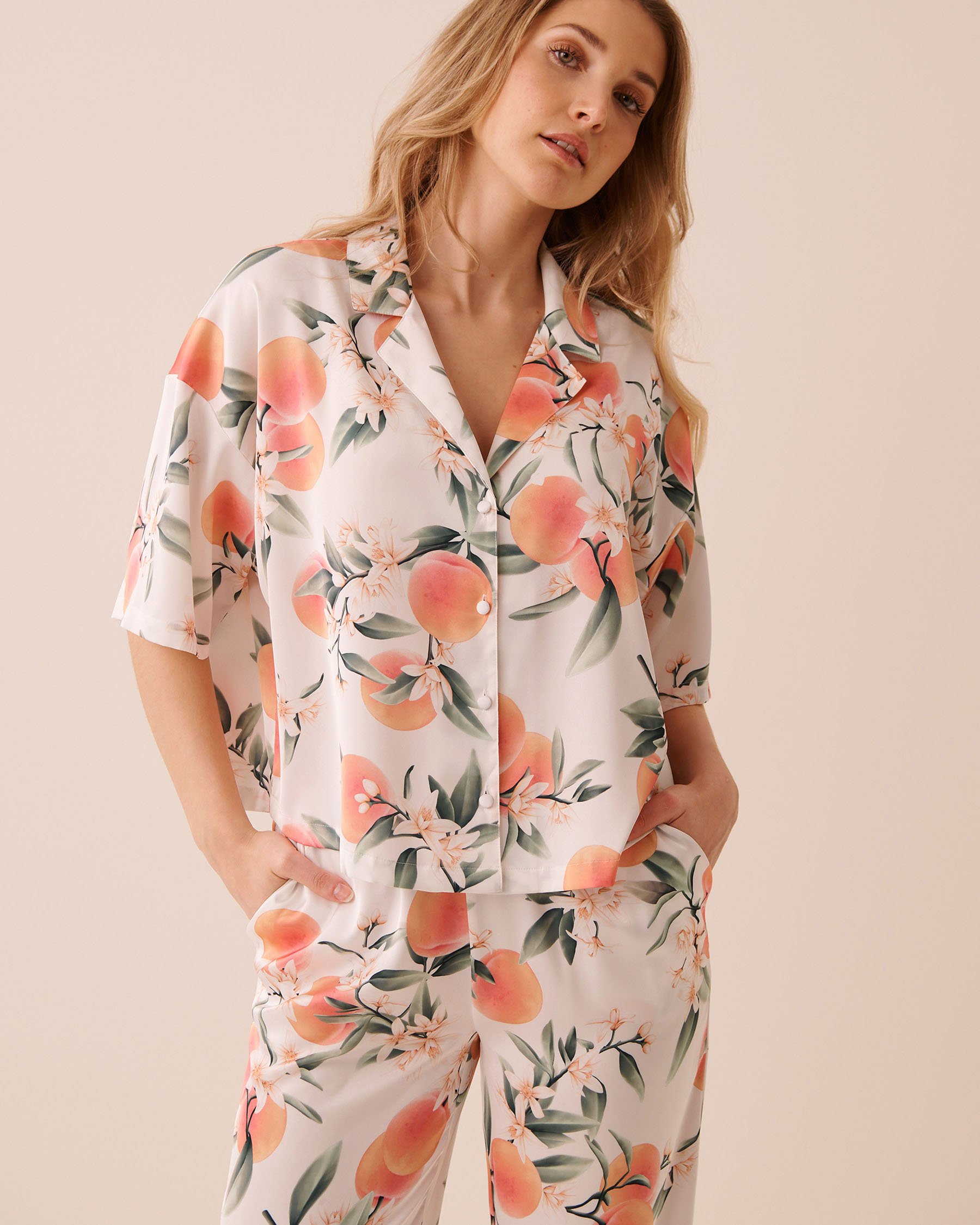 LA VIE EN ROSE Peach Print Satin Short Sleeve Button-down Shirt White/Peaches 60100196 - View1