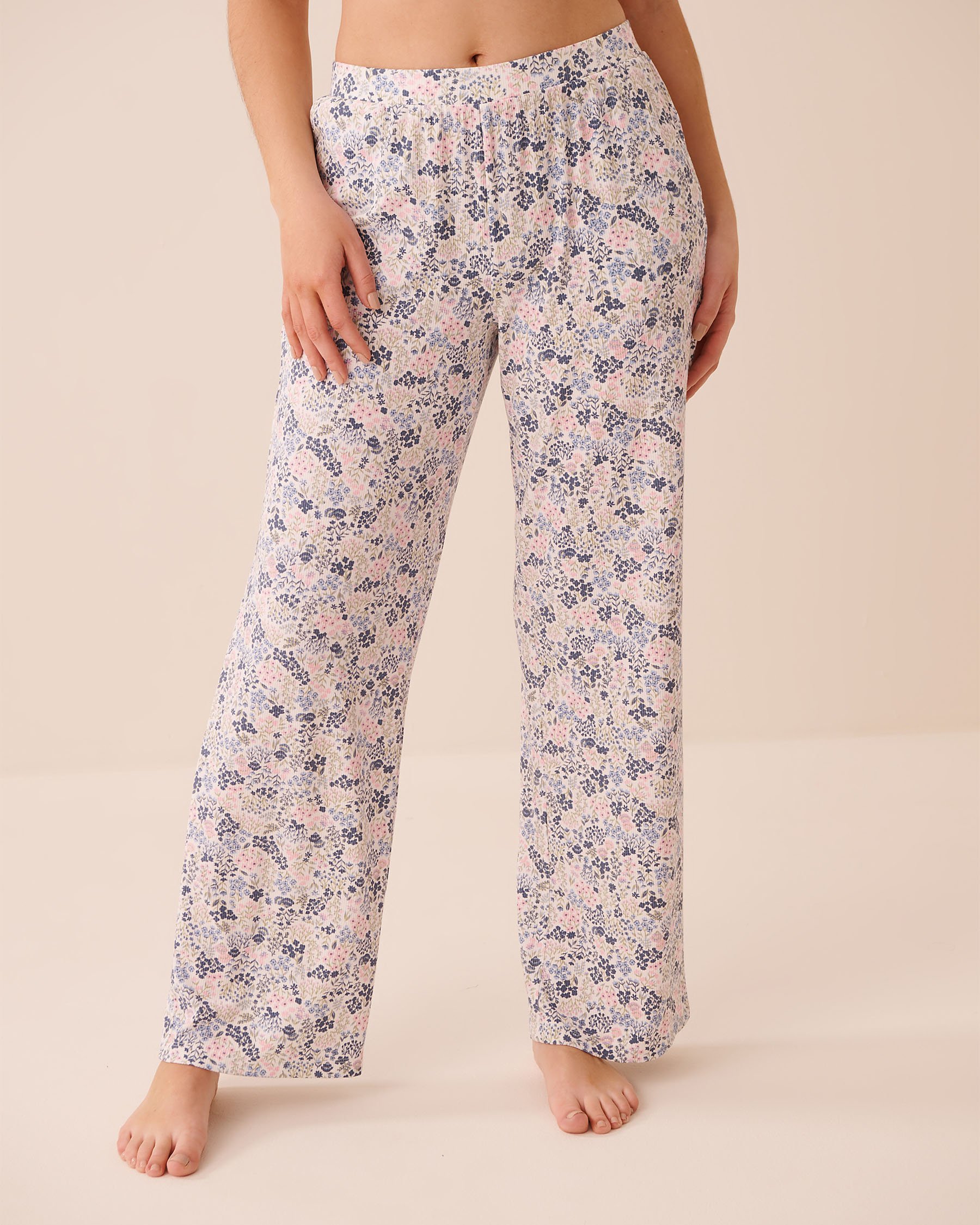 LA VIE EN ROSE Ribbed Modal Pants Blue Flowers 60200192 - View1