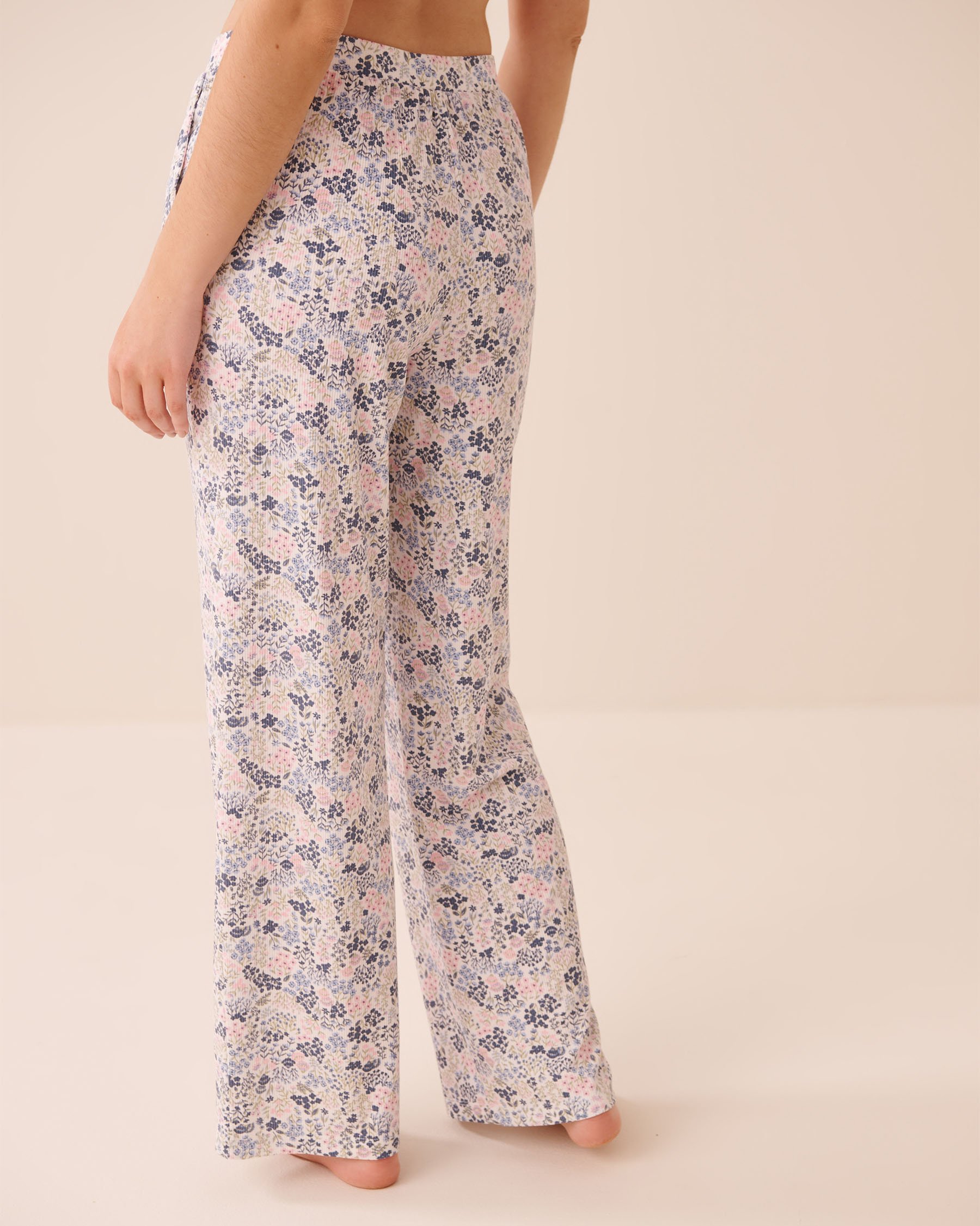 LA VIE EN ROSE Ribbed Modal Pants Blue Flowers 60200192 - View2