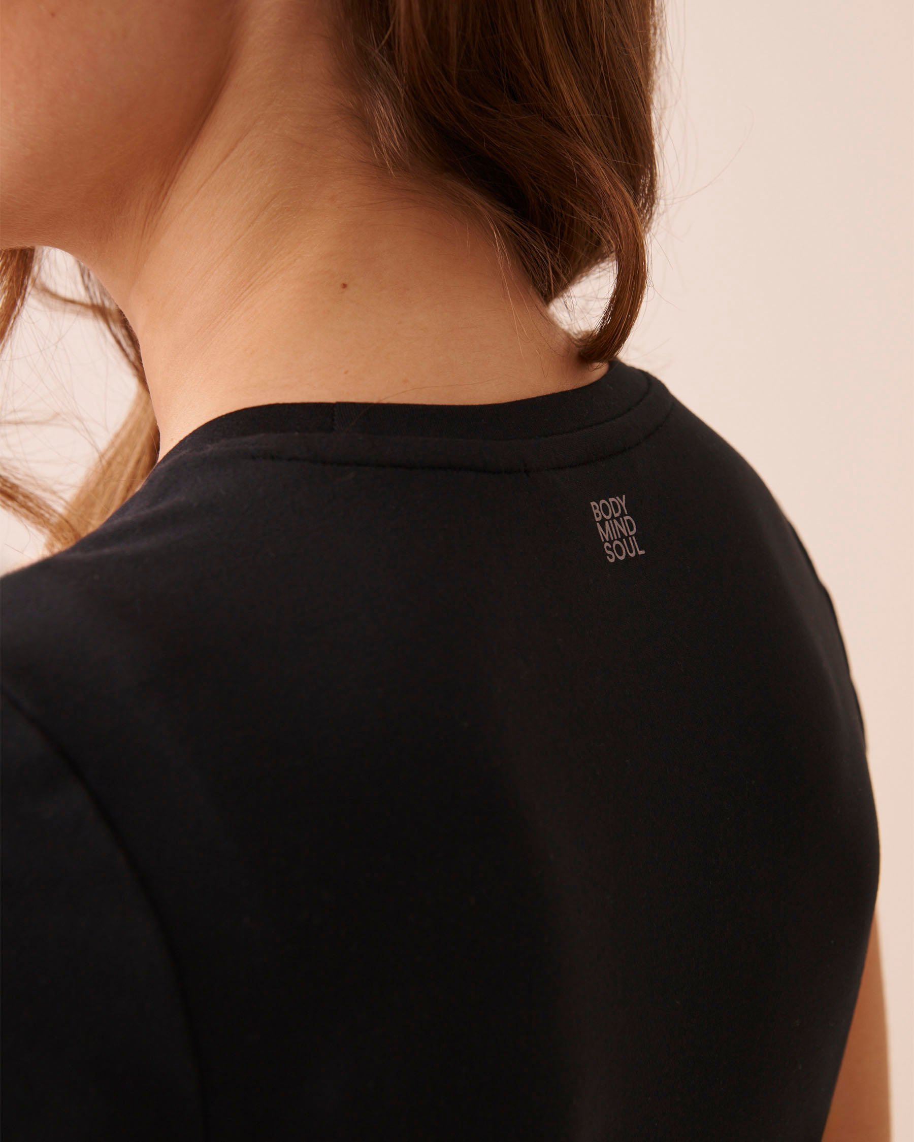 LA VIE EN ROSE Heavyweight Super Soft Short Sleeve T-shirt Black 50100131 - View3