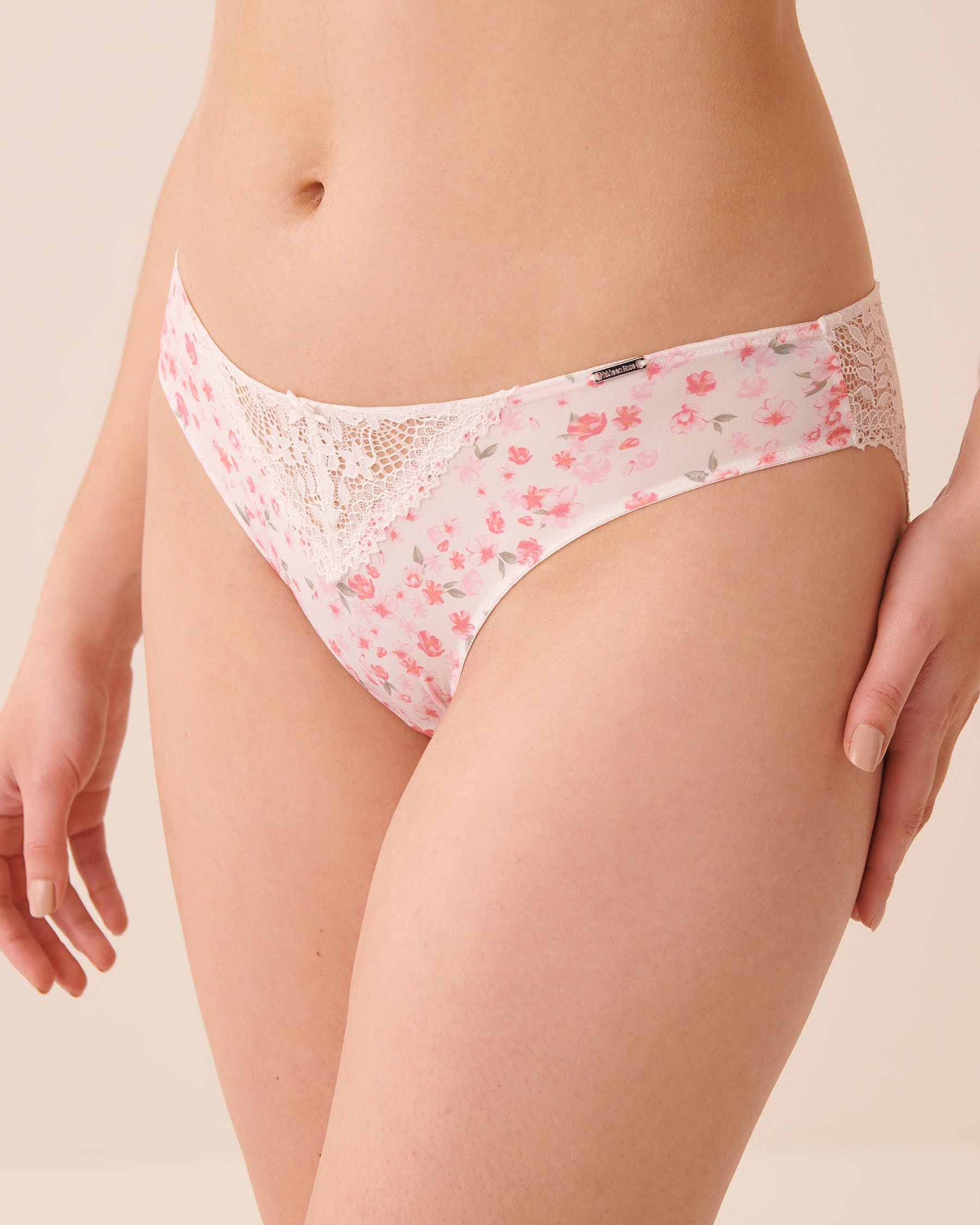 LA VIE EN ROSE Floral Lace and Microfiber Bikini Panty White/Pink Flowers 20300506 - View1