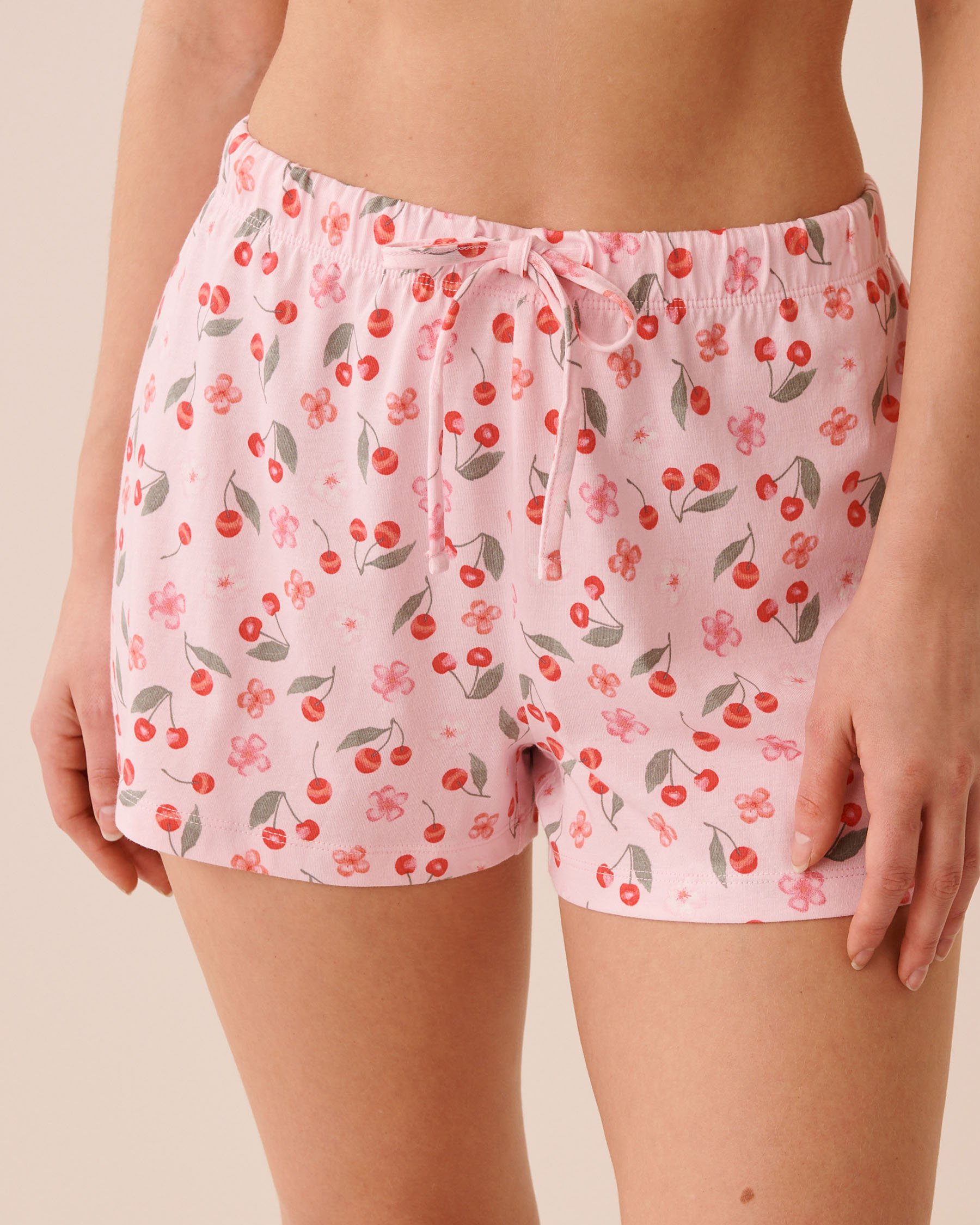 LA VIE EN ROSE Ensemble pyjama imprimé floral cerise avec chemisier Rose/Cerises 40400096 - Voir4