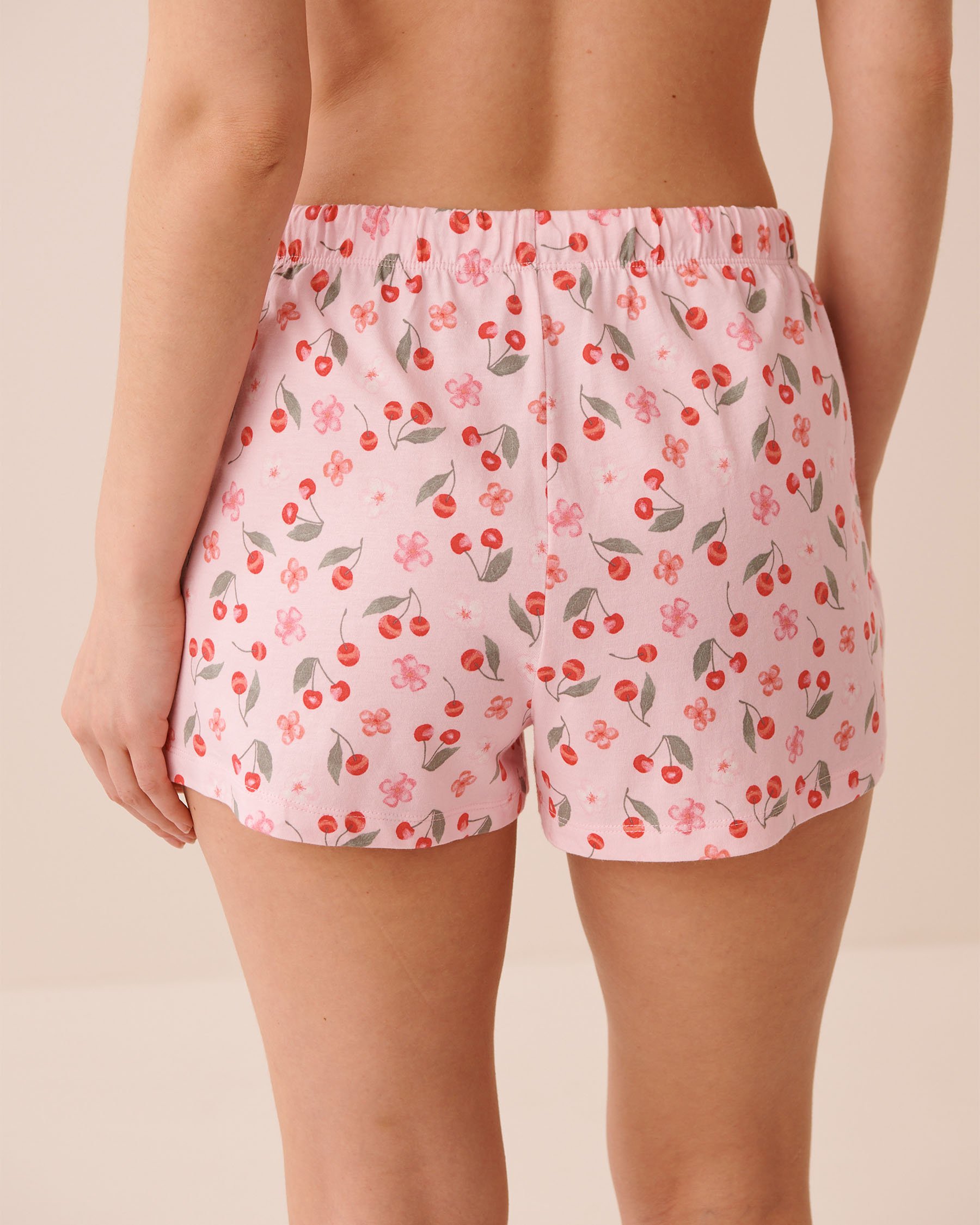 LA VIE EN ROSE Ensemble pyjama imprimé floral cerise avec chemisier Rose/Cerises 40400096 - Voir5