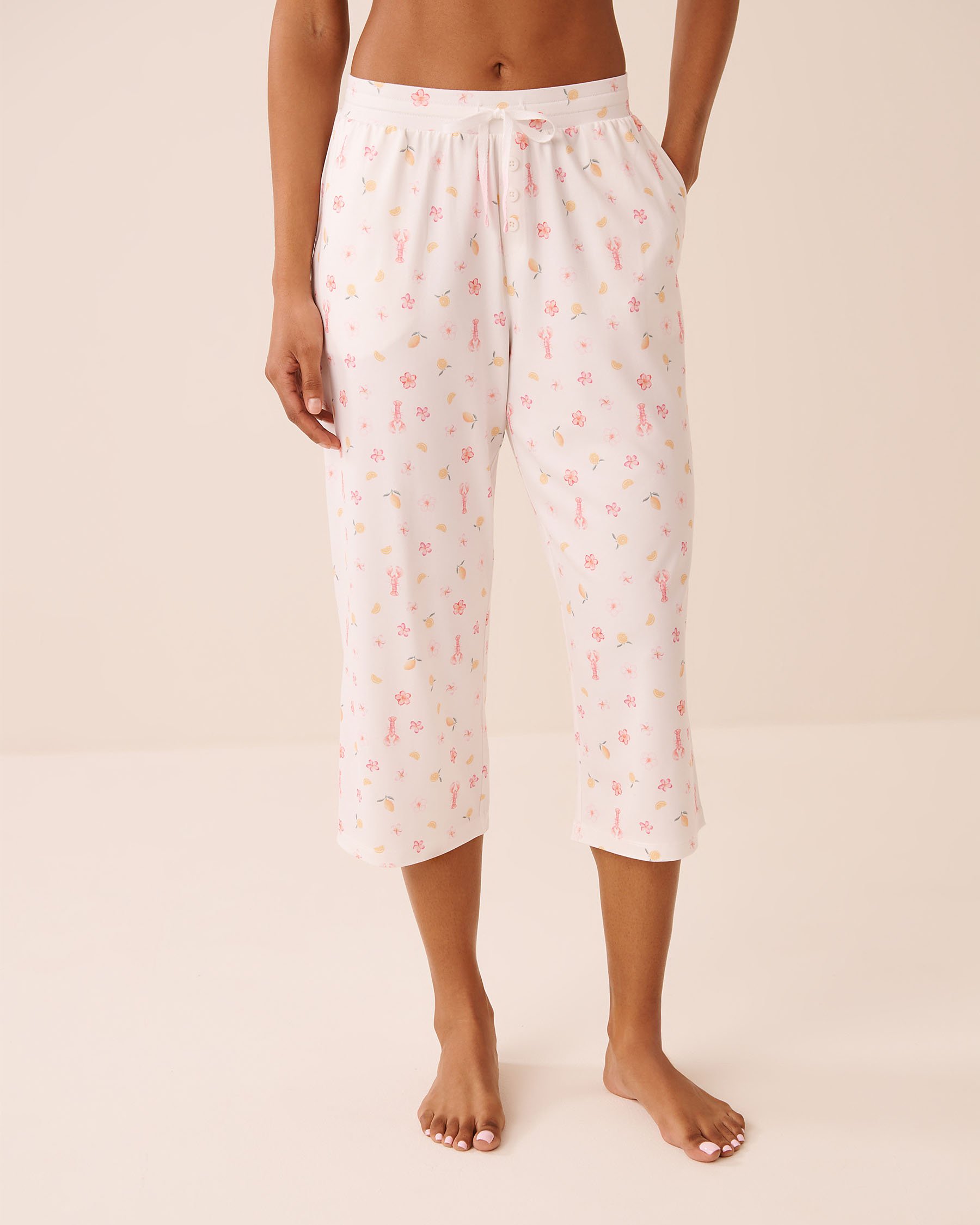LA VIE EN ROSE Lobster Floral Print Super Soft Pajama Capris White 40200842 - View1