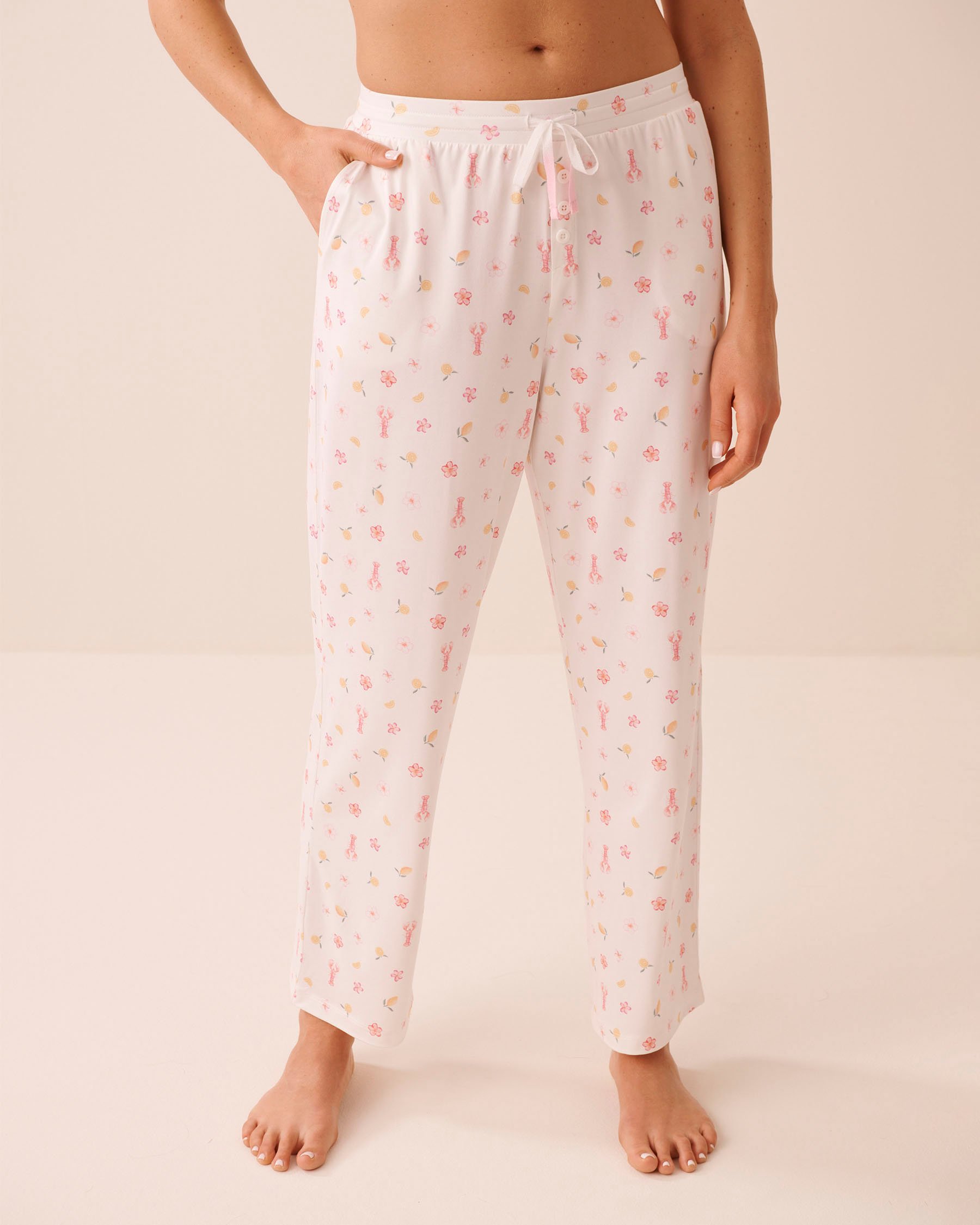 LA VIE EN ROSE Lobster Floral Print Super Soft Pajama Pants White 40200843 - View1