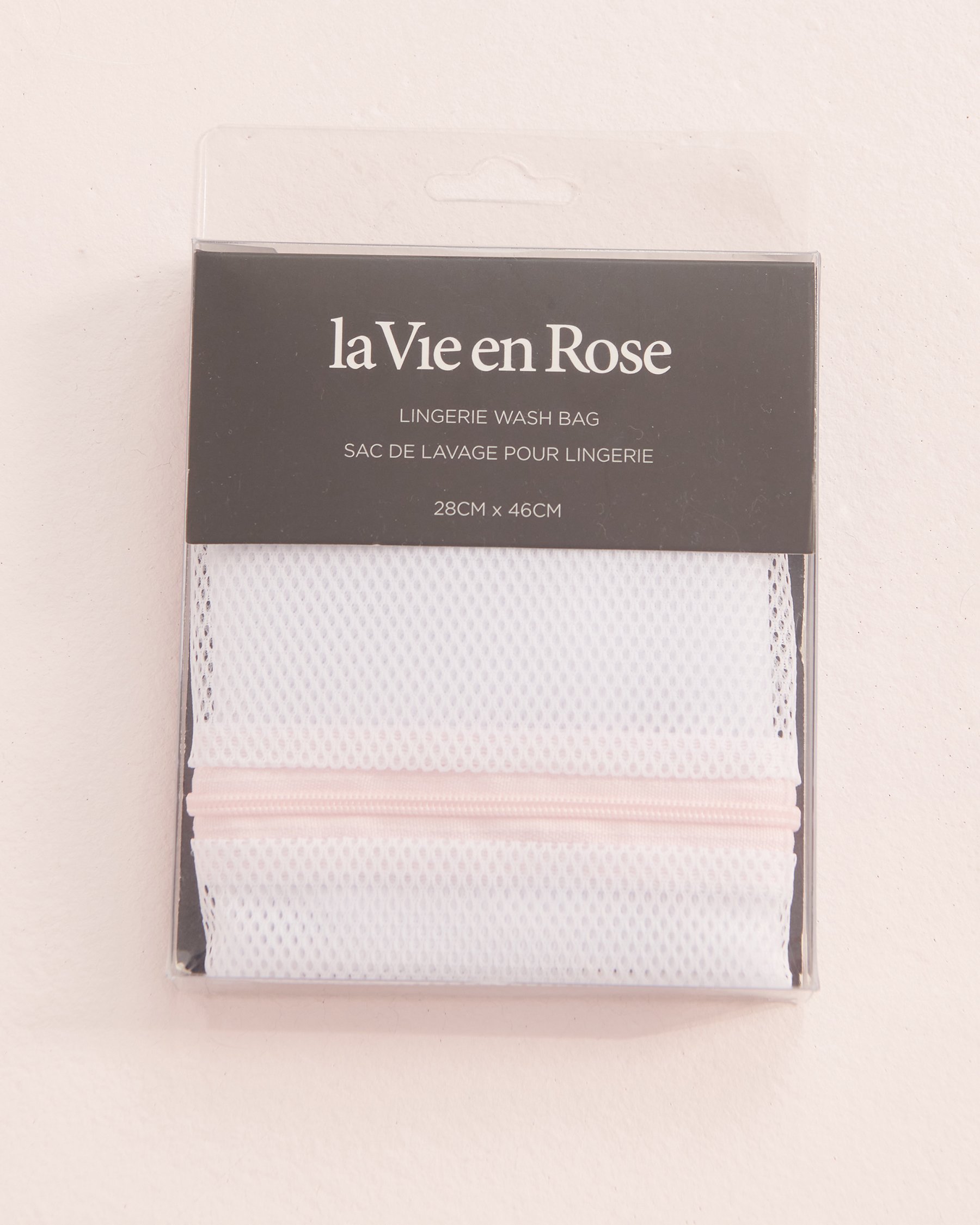 LA VIE EN ROSE Lingerie Wash Bag White 10400008 - View2