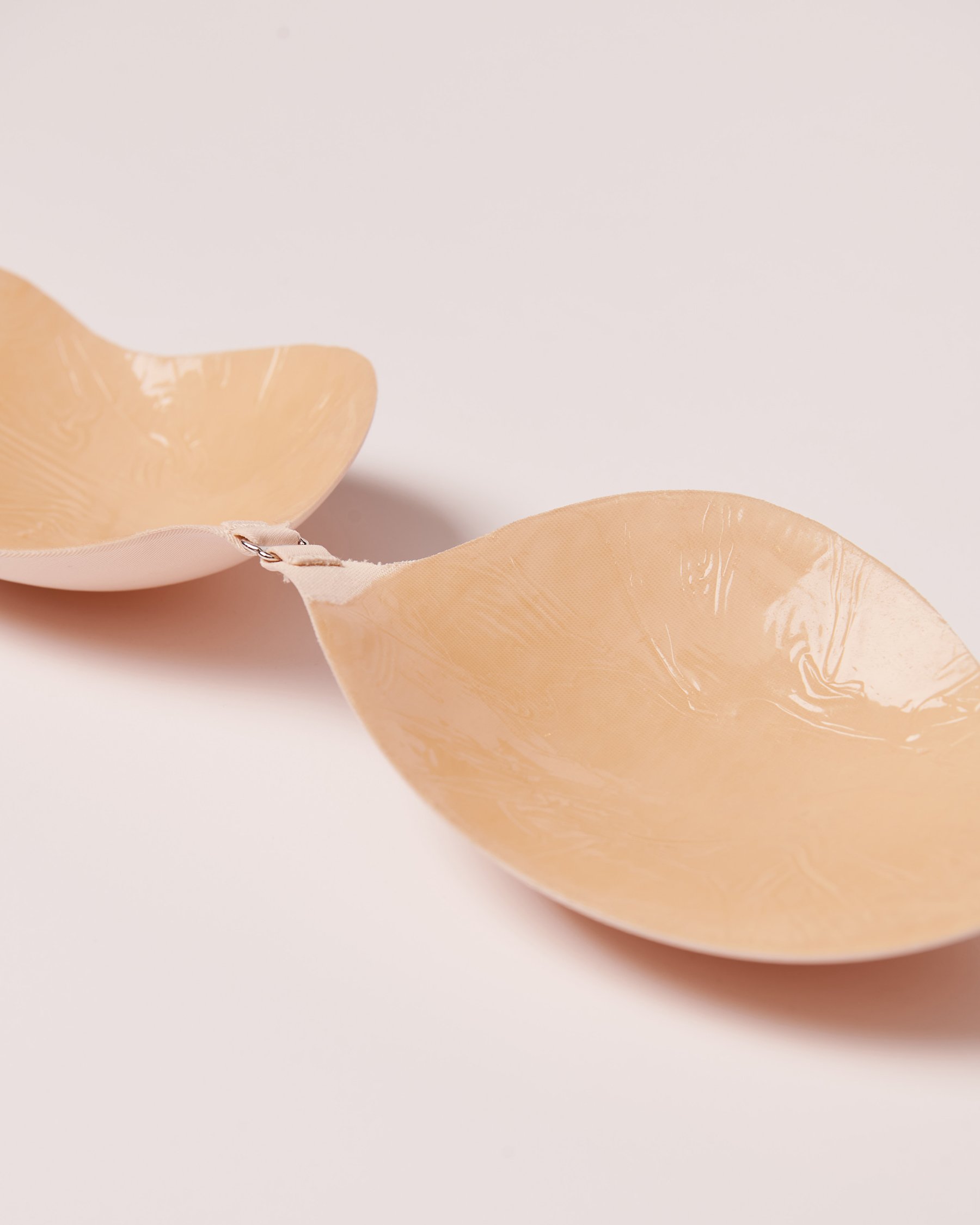 LA VIE EN ROSE Soutien-gorge adhésif avec clip Latte 2239N - Voir4