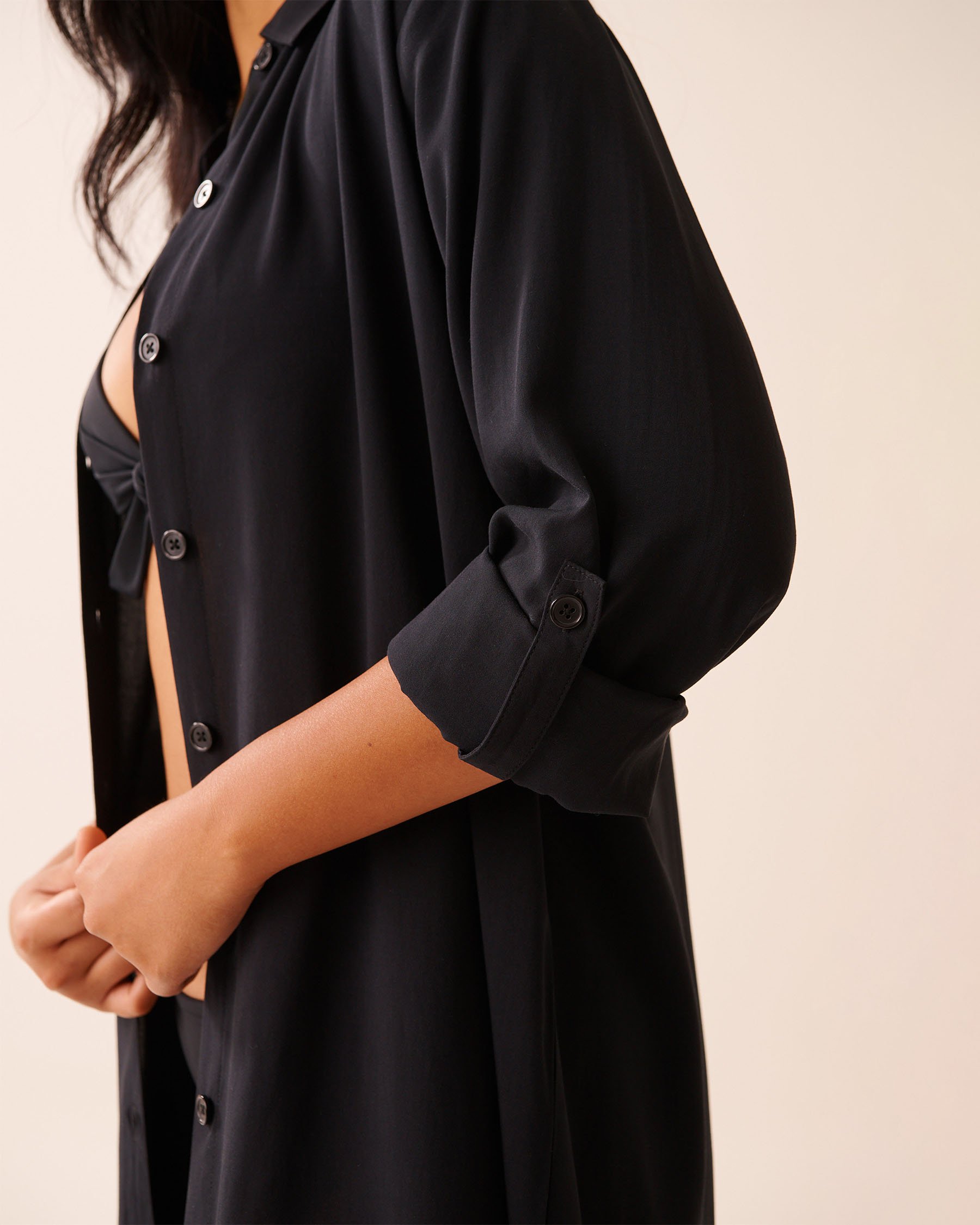 LA VIE EN ROSE AQUA Long Button-down Shirt Black 80400072 - View4