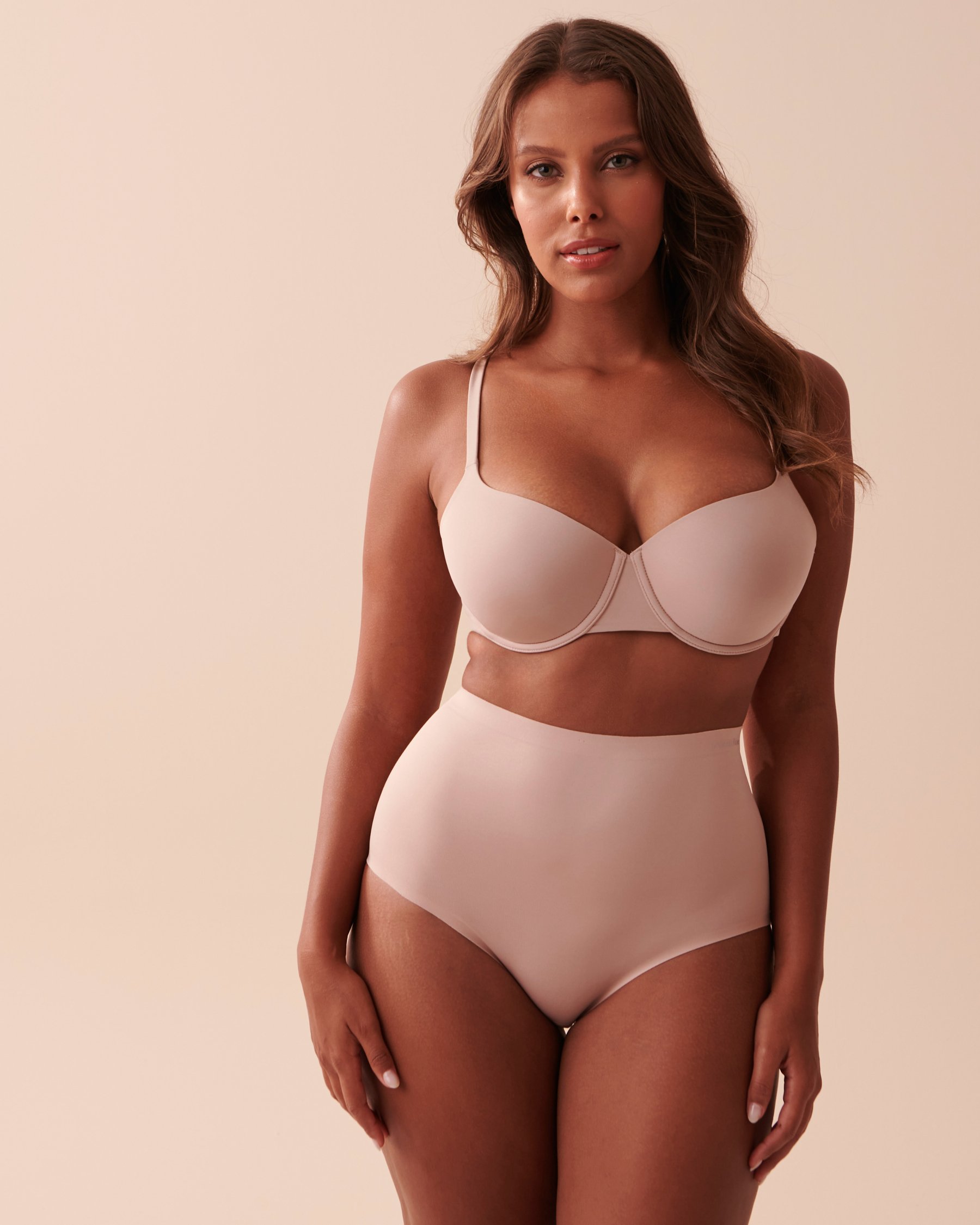 LA VIE EN ROSE Lightly Lined Flexible Demi Bra Shadow Grey 10200079 - View1