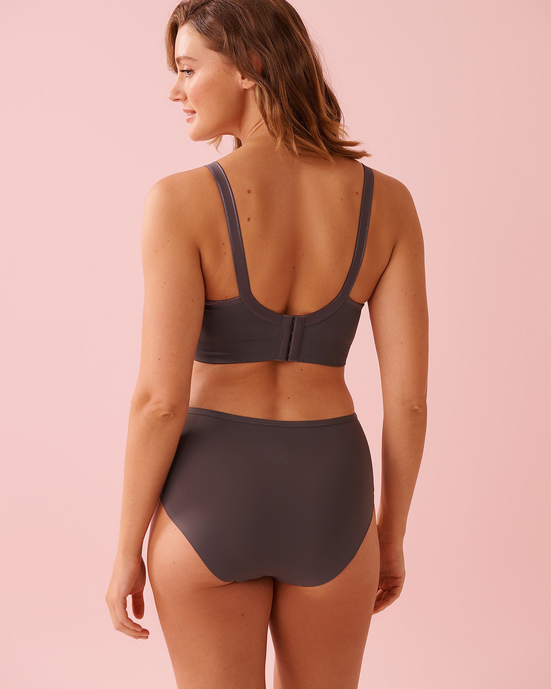 LA VIE EN ROSE Seamless Nursing Bralette Magnet 10200146 - View3