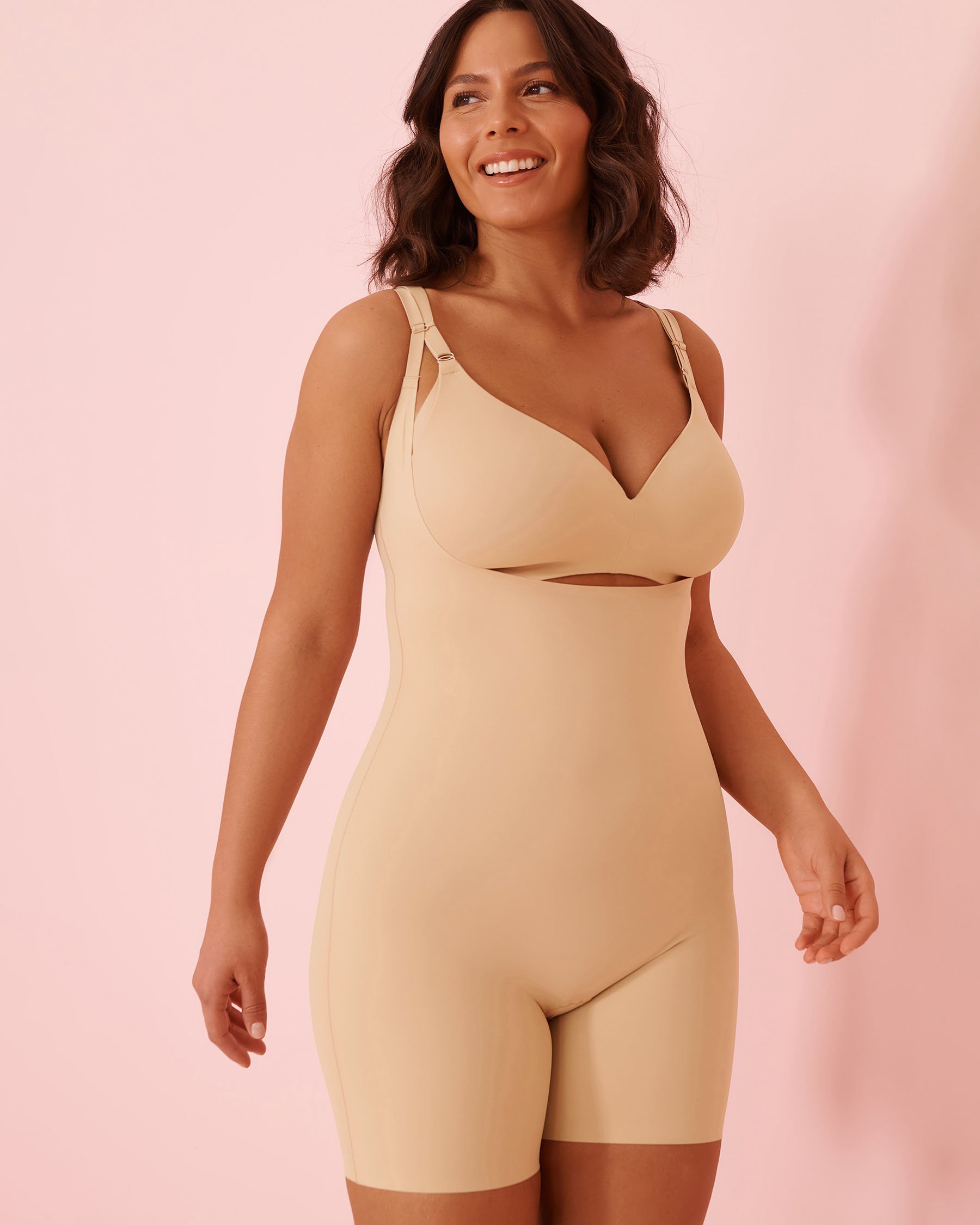 LA VIE EN ROSE Combinaison buste ouvert mi-cuisse maintien modéré en microfibre Noisette 30300003 - Voir3