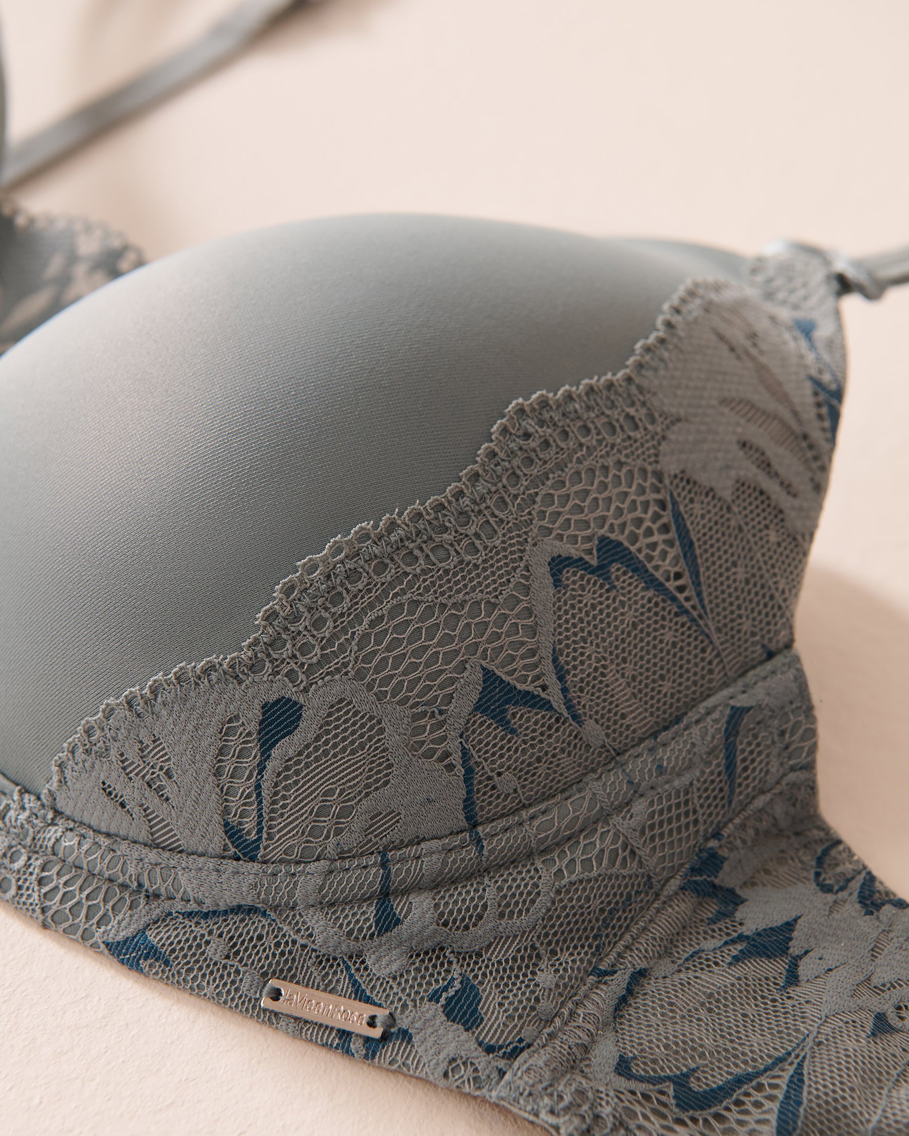 LA VIE EN ROSE Lightly Lined Wireless Mastectomy Bra Stormy sea 10200207 - View4