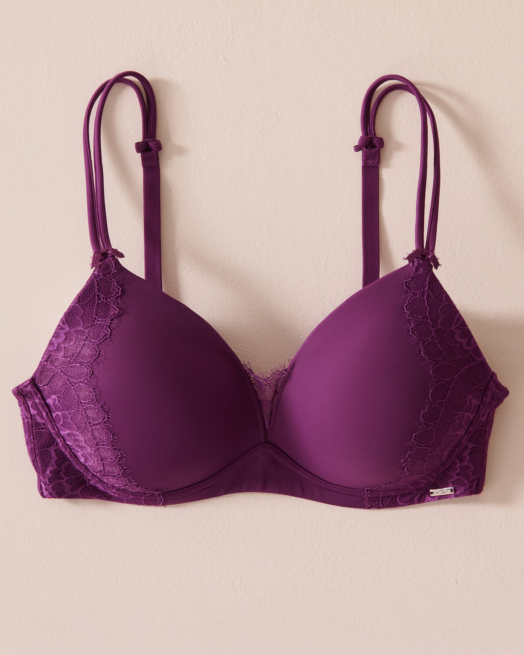 LA VIE EN ROSE Lightly Lined Wireless Mastectomy Bra Vibrant Violet 10200422 - View1