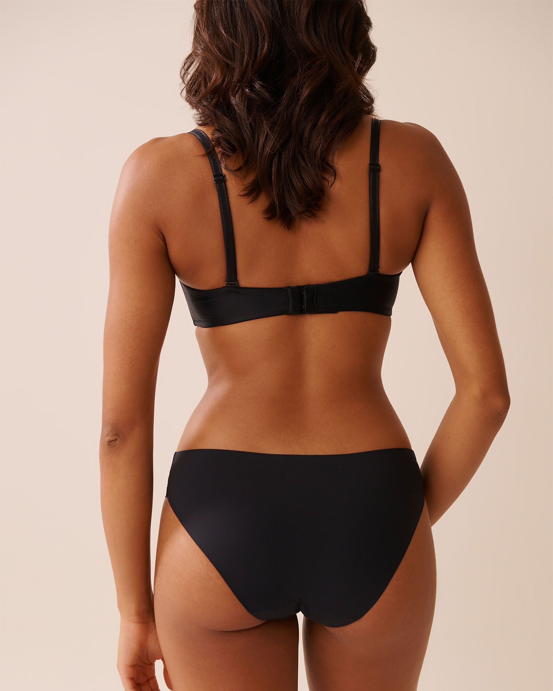 LA VIE EN ROSE Culotte menstruelle coupe bikini avec dentelle absorption régulière Noir 20400006 - View2