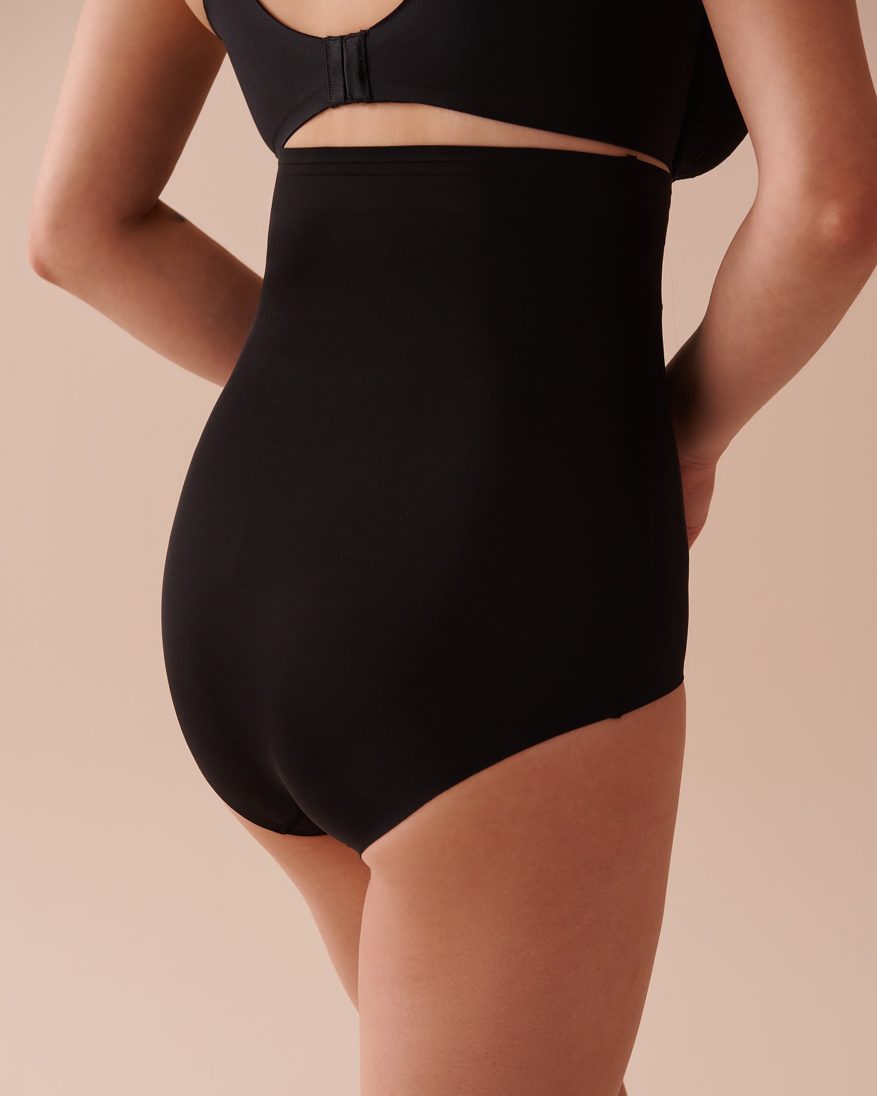 LA VIE EN ROSE Strong Support Microfiber High Waist Tummy Control Shaper Bikini Black 30200009 - View3