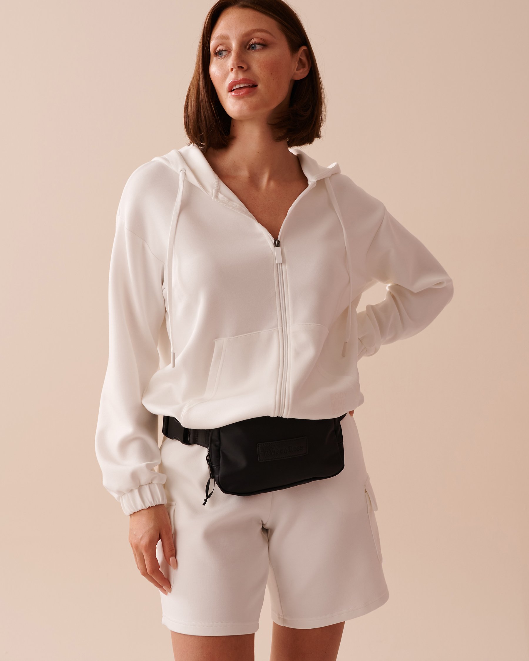 LA VIE EN ROSE Belt Bag Black 40700390 - View5