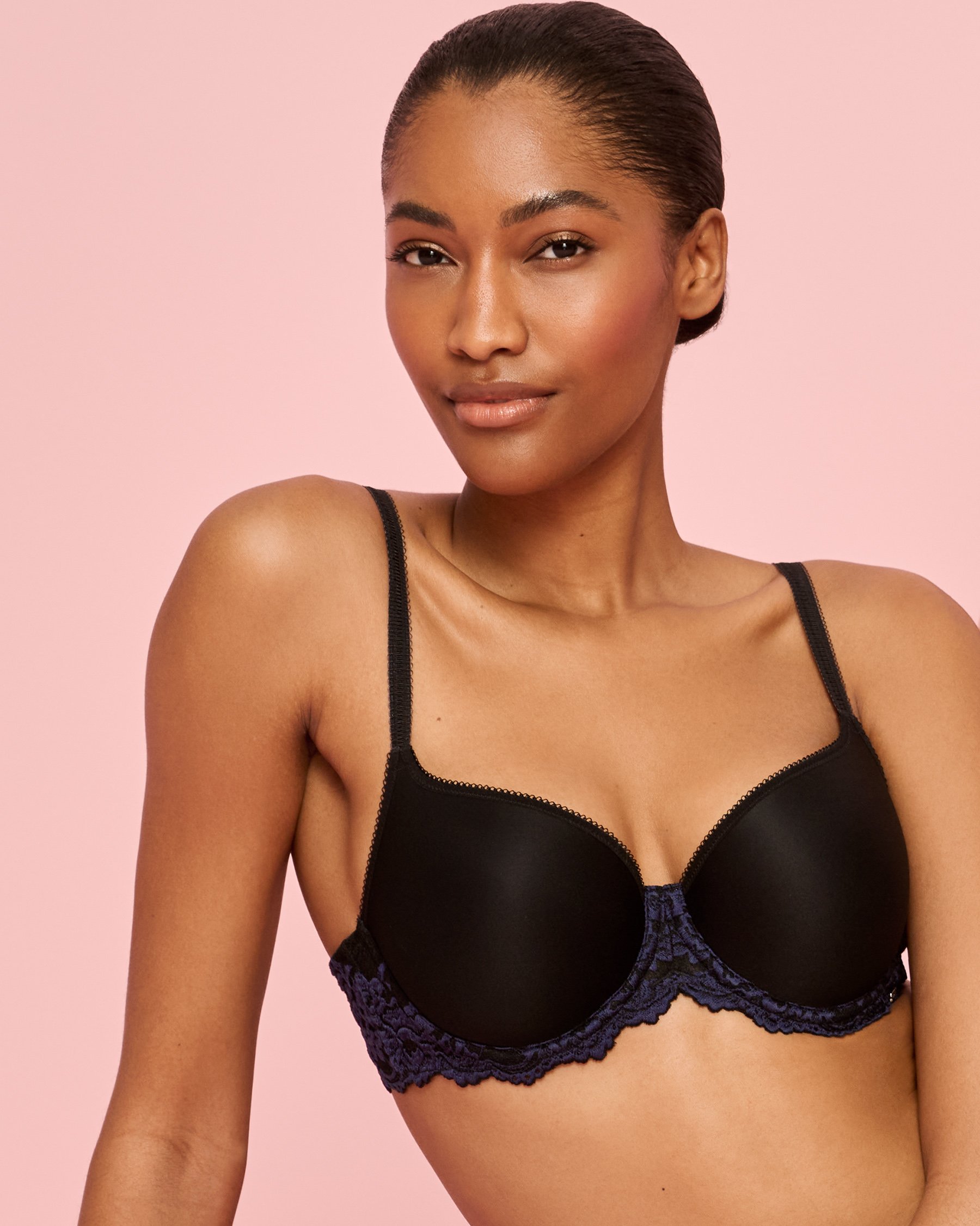 LA VIE EN ROSE Lightly Lined Contour Bra Black 10200534 - View2