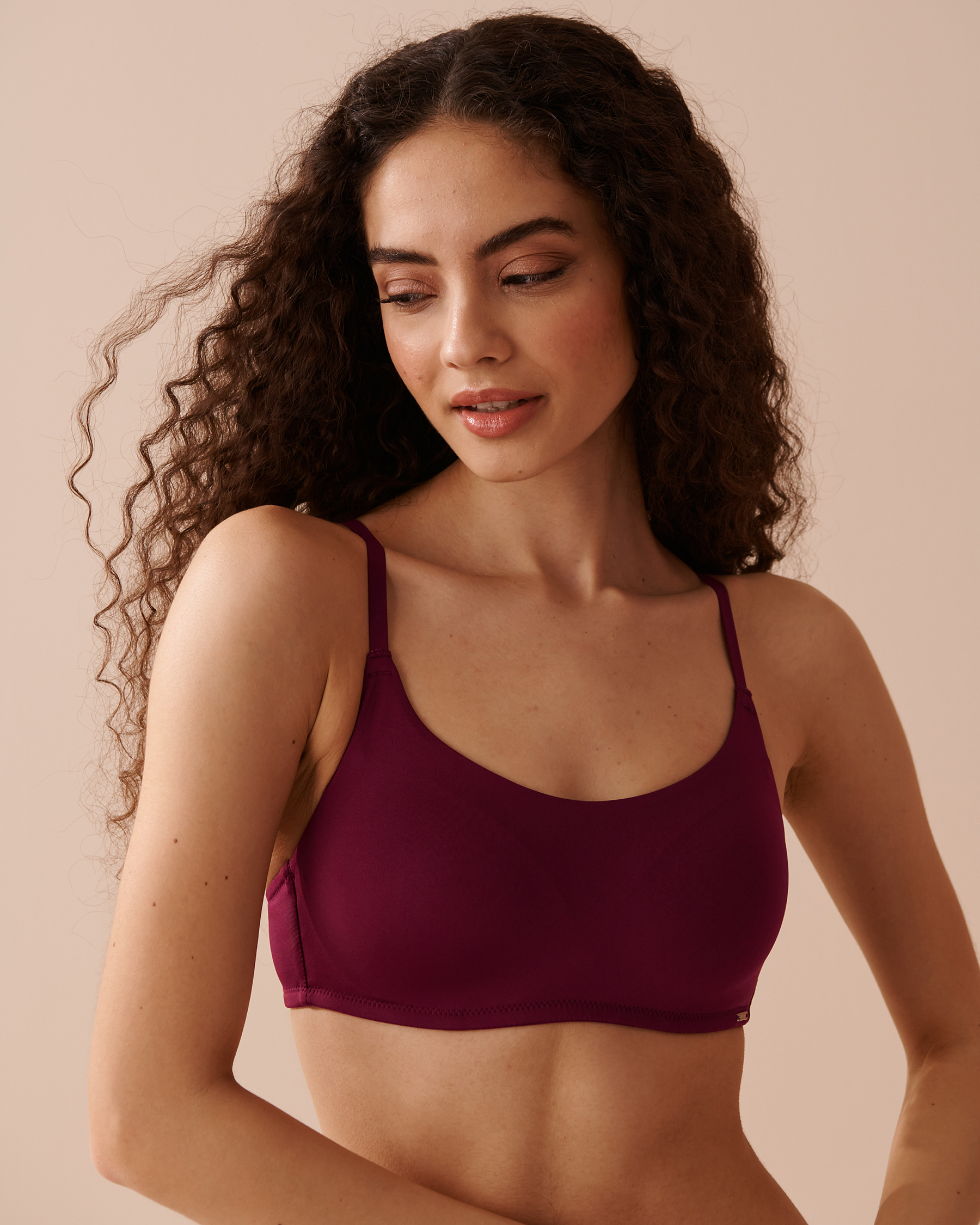 LA VIE EN ROSE Lightly Lined Wireless Minimalist Bra Plum 10200410 - View1