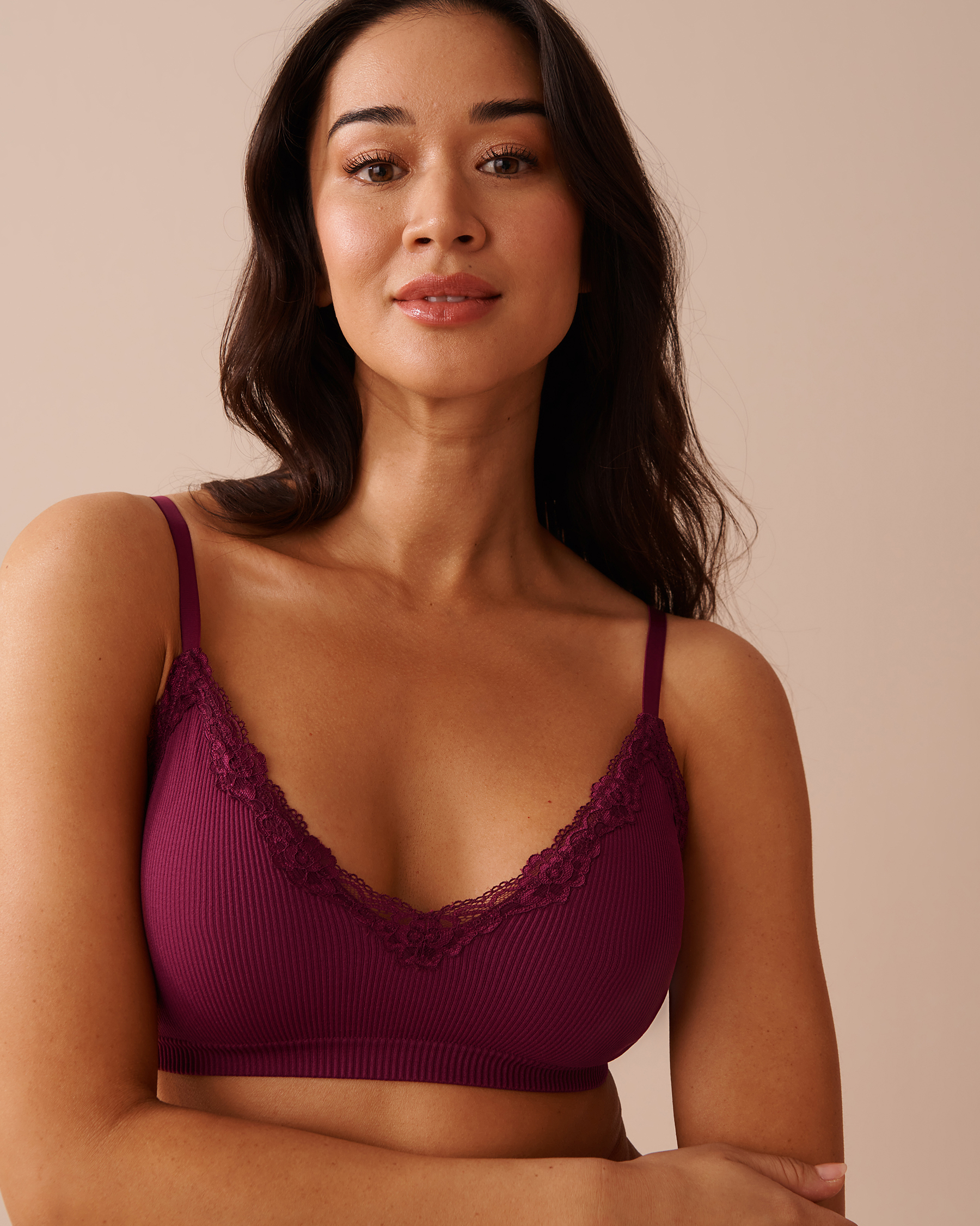 LA VIE EN ROSE Lightly Lined Seamless Ribbed Bralette Plum 10200412 - View1