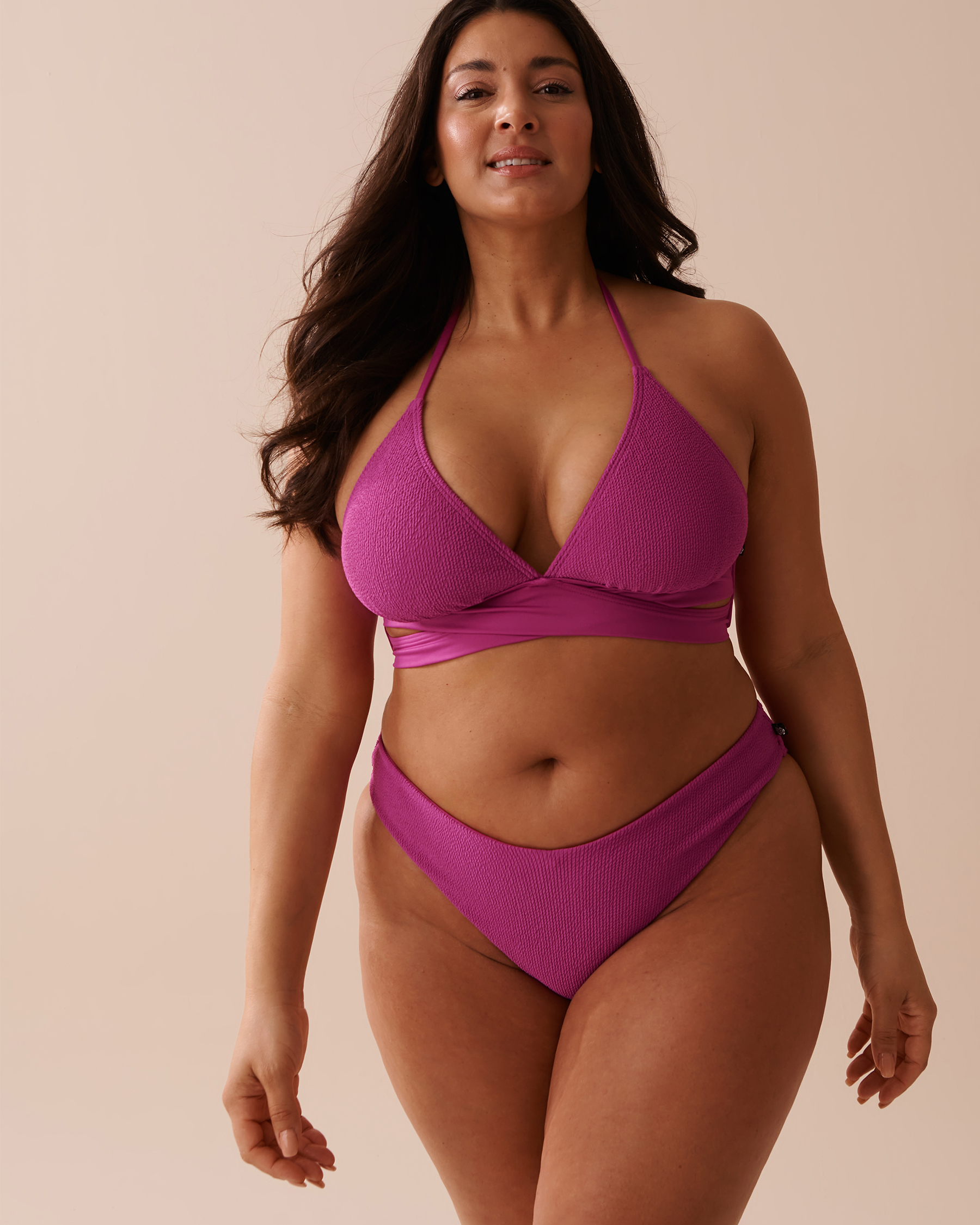 LA VIE EN ROSE AQUA MAGENTA Textured Criss-Cross Triangle Bikini Top Magenta 70100624 - View1