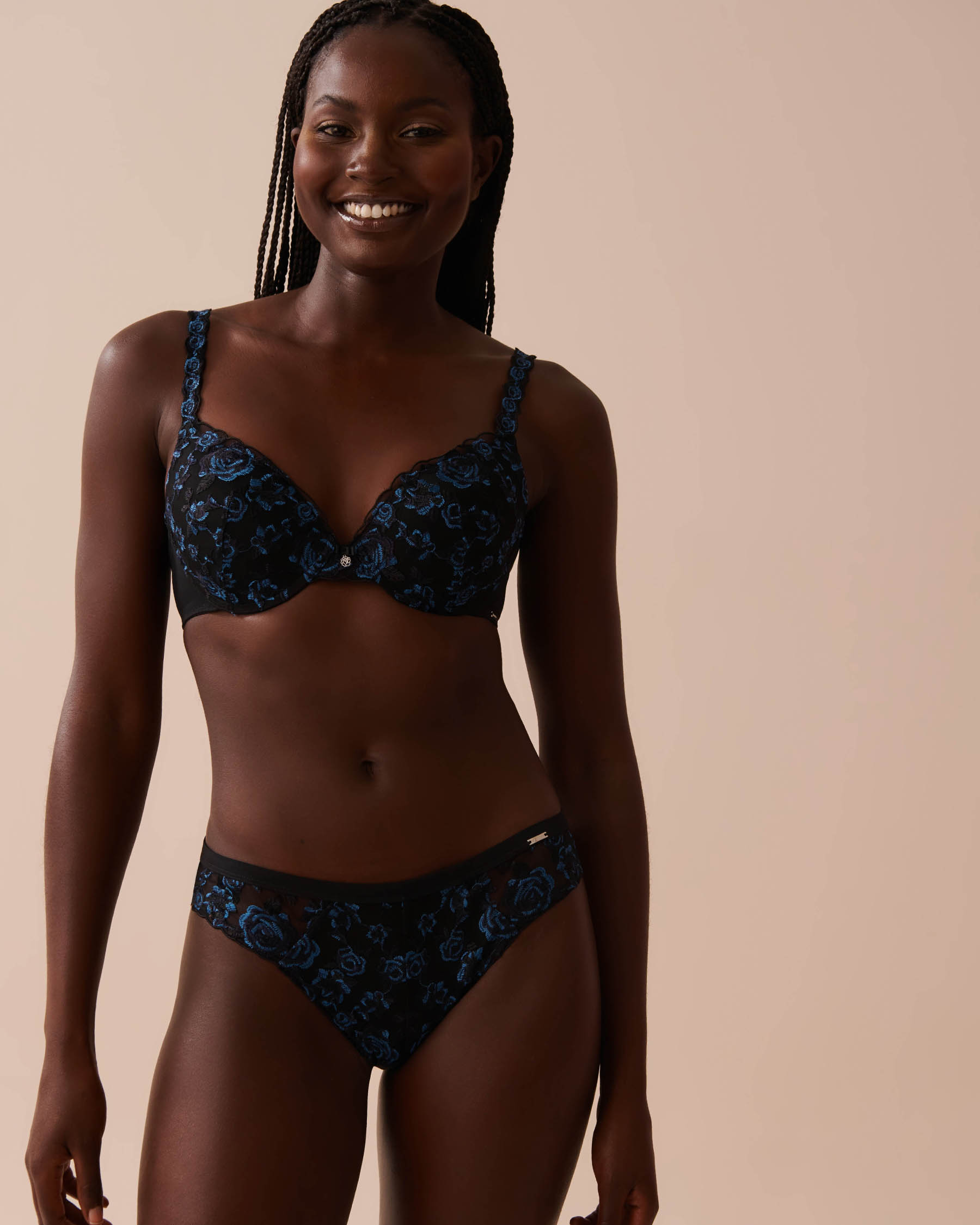 LA VIE EN ROSE Push-up Demi Bra Blue Roses 10300161 - View1