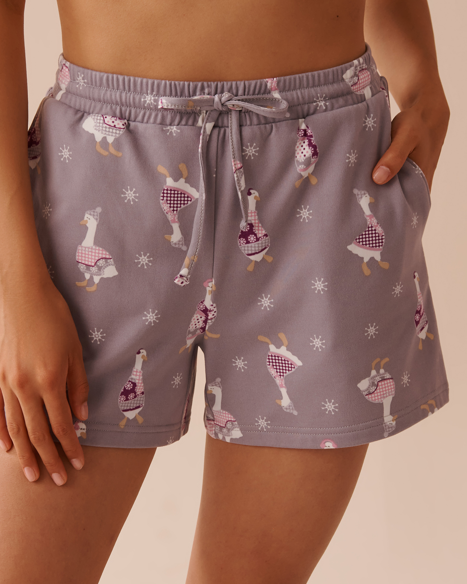 LA VIE EN ROSE Goose Print Cozy Shorts Goose Print 40200612 - View1