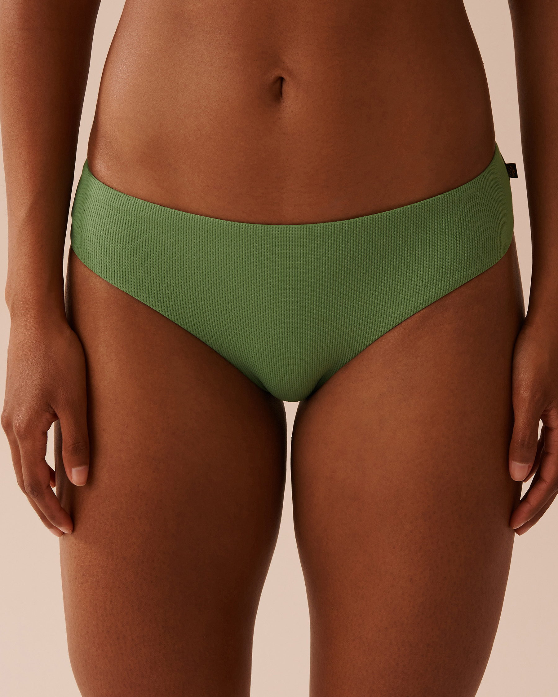 LA VIE EN ROSE AQUA PISTACHIO Textured Cheeky Bikini Bottom Pistachio 70300601 - View1