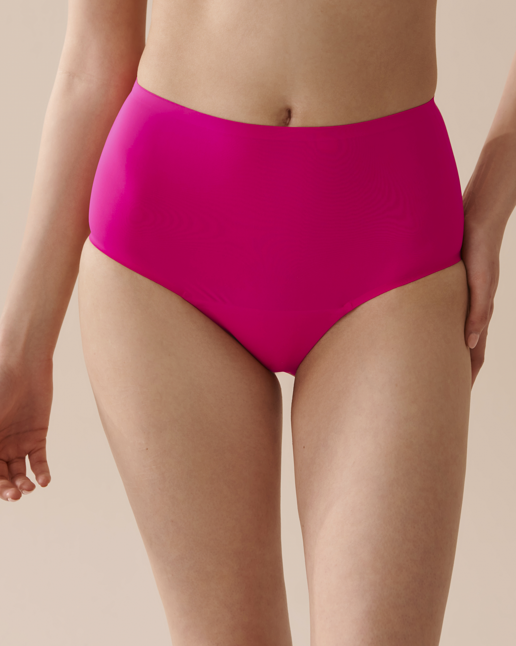 LA VIE EN ROSE Regular Absorbency High Waist Bikini Period Panty Bright Fuchsia 20400002 - View1